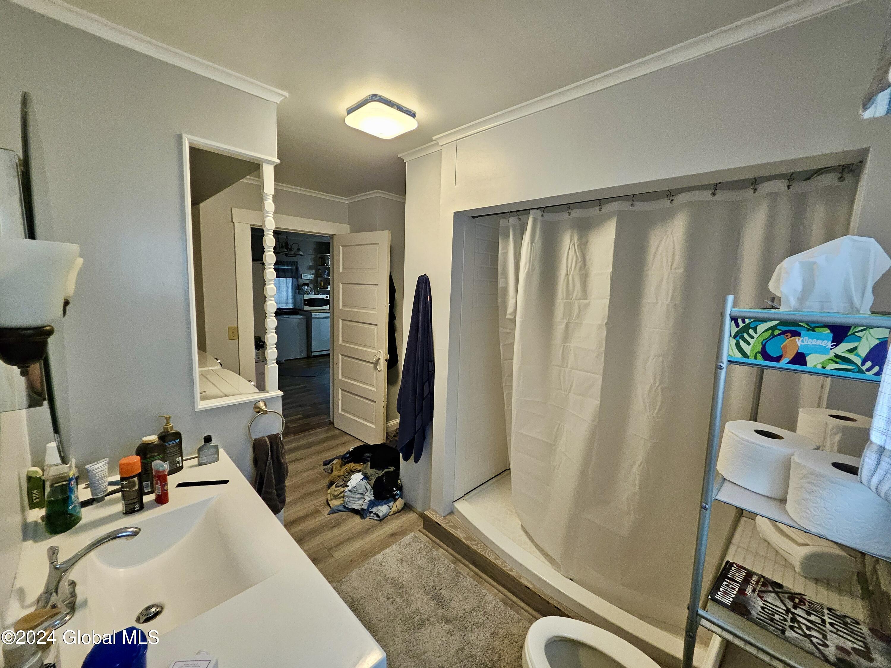 250 W Fulton Street