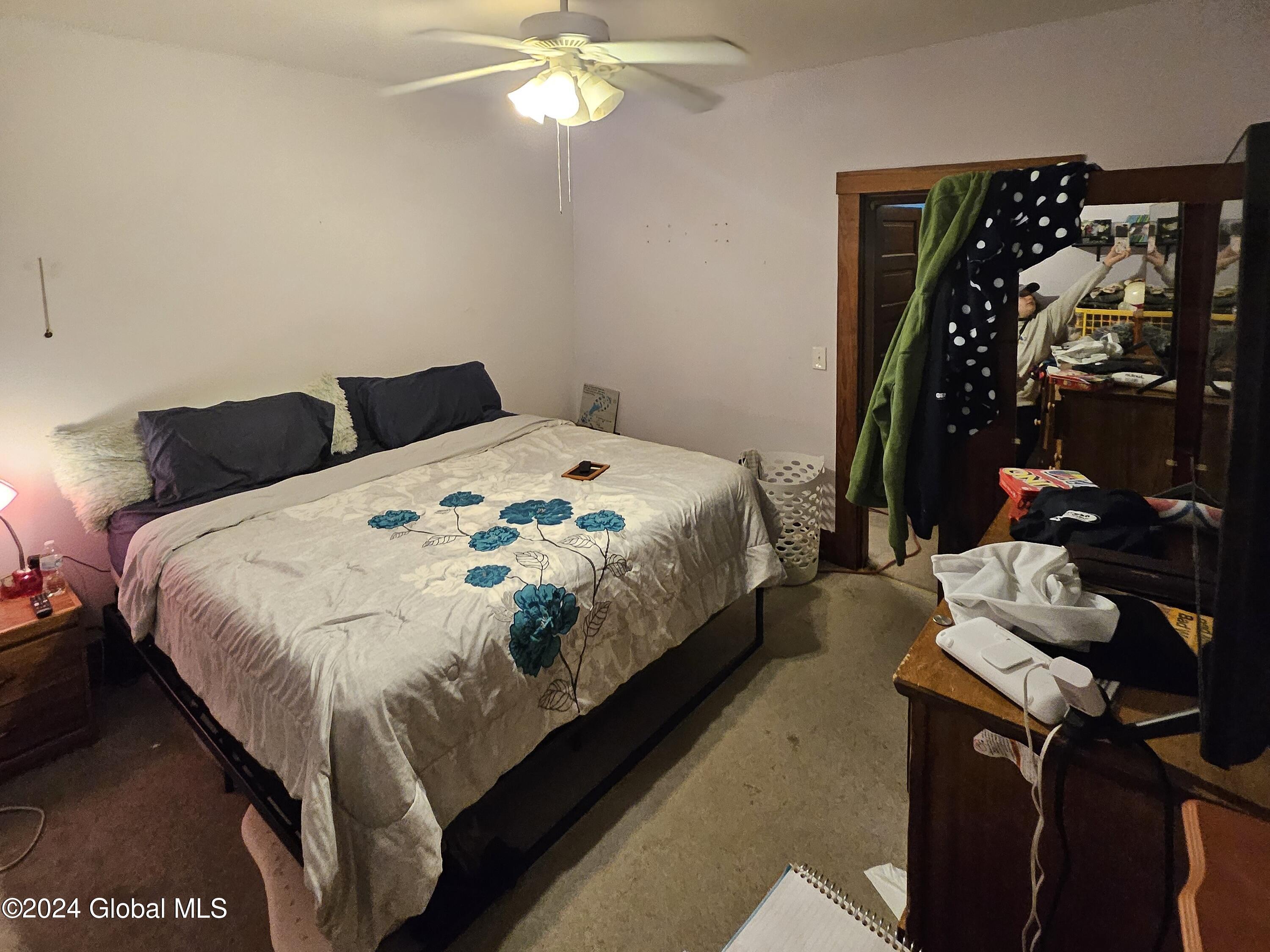250 W Fulton Street