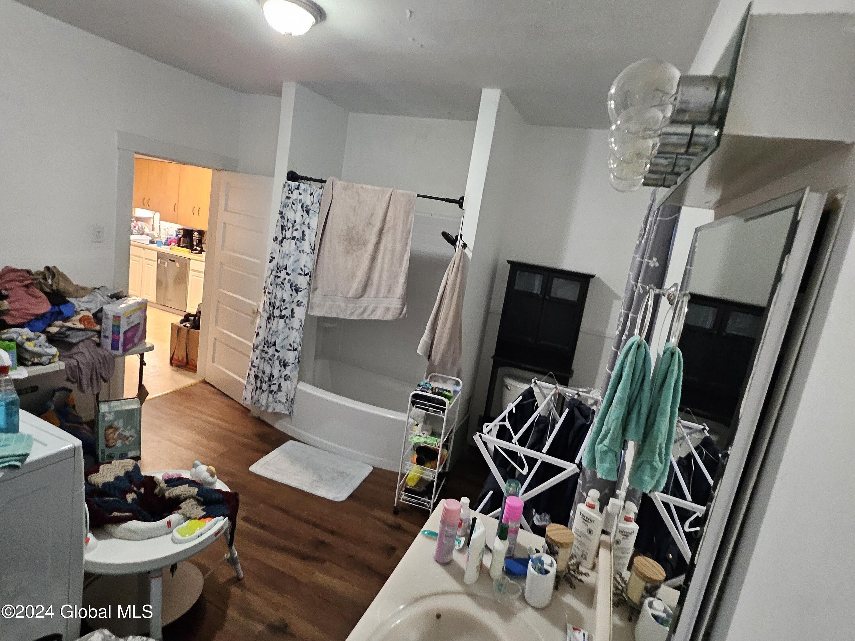 250 W Fulton Street