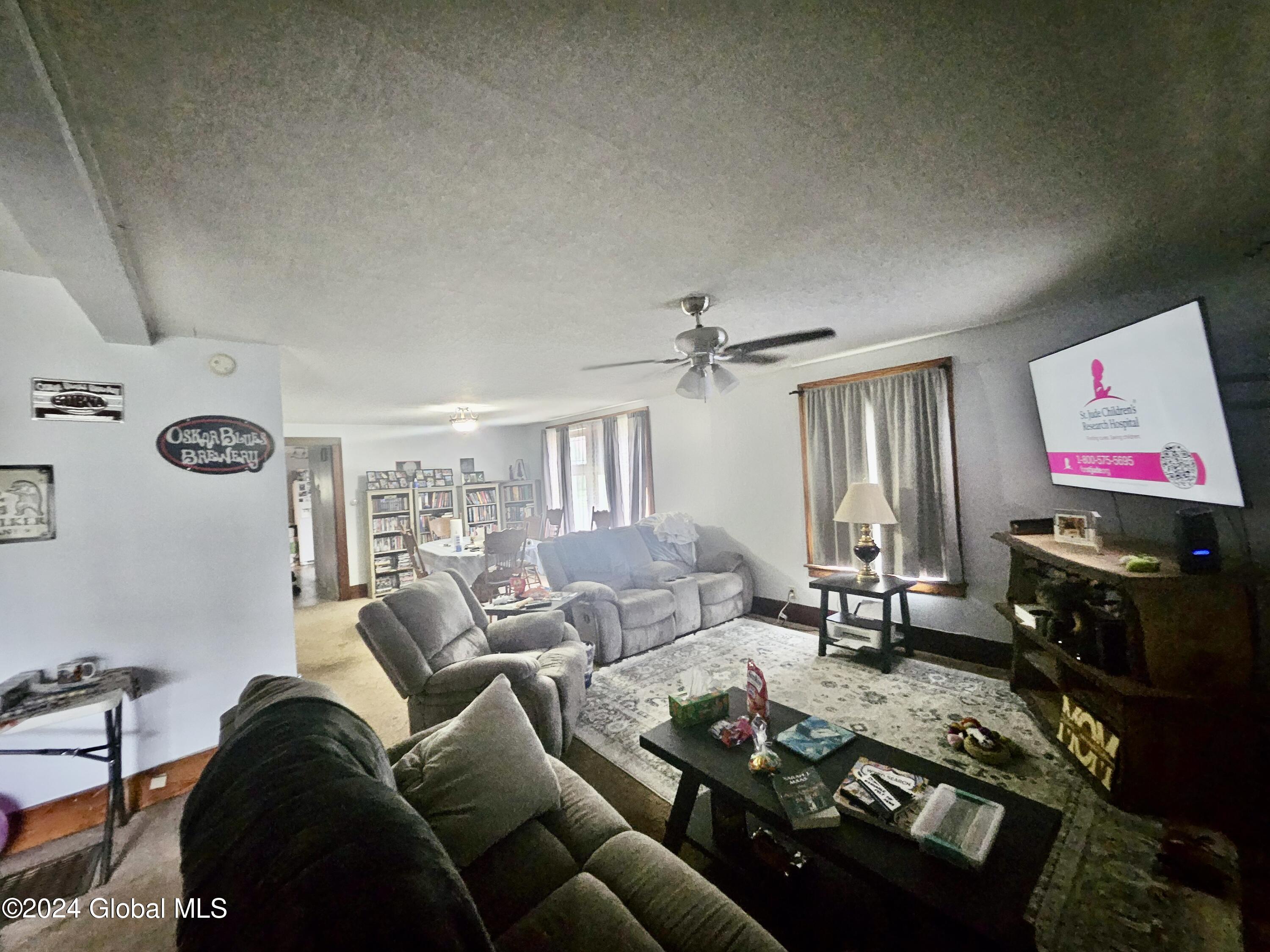 250 W Fulton Street