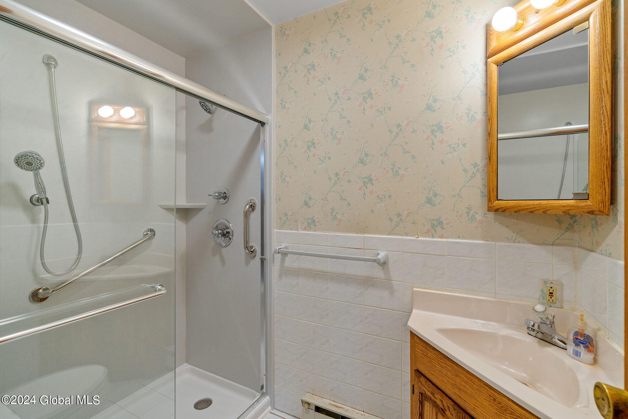 23 Henrietta Boulevard