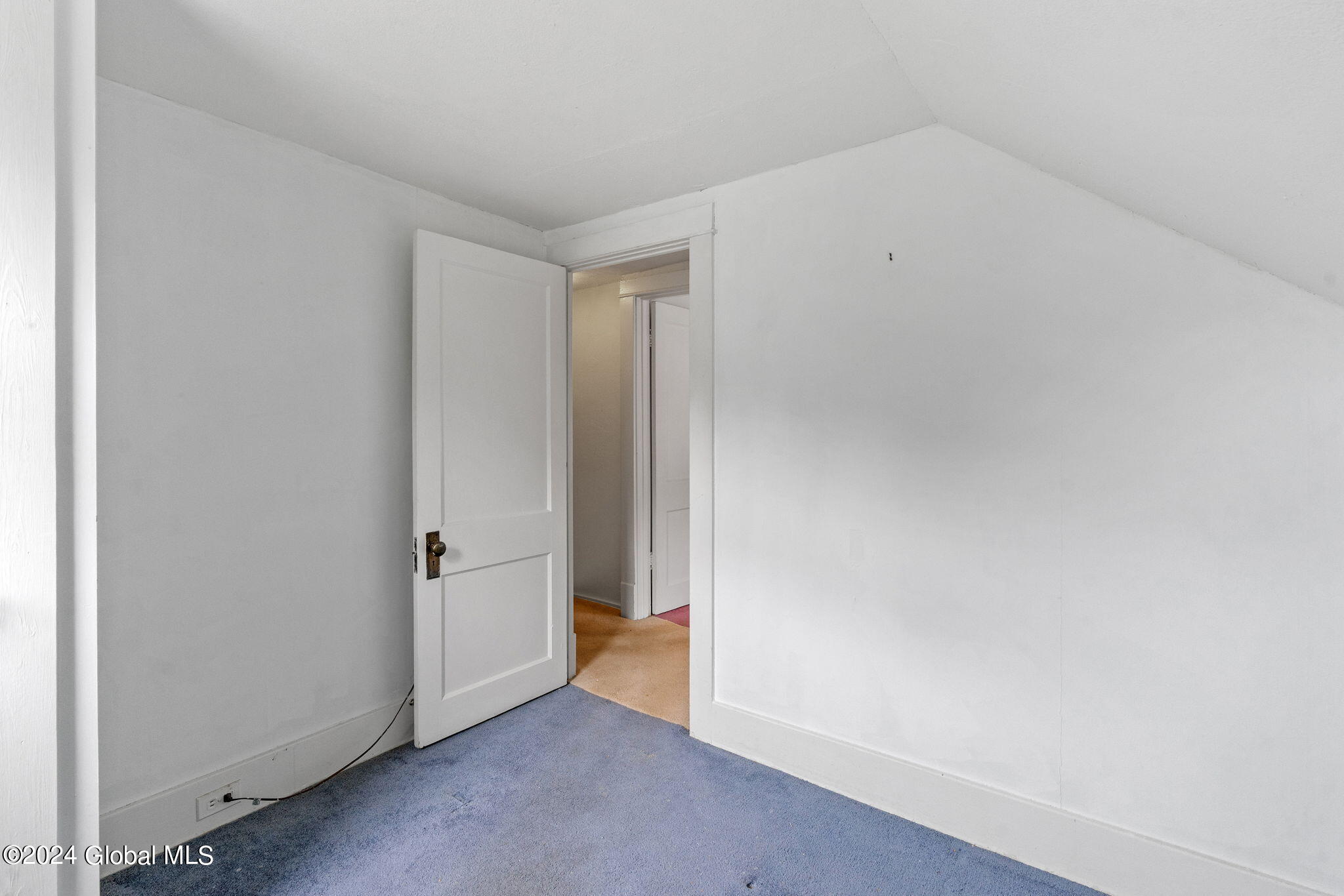23 Henrietta Boulevard