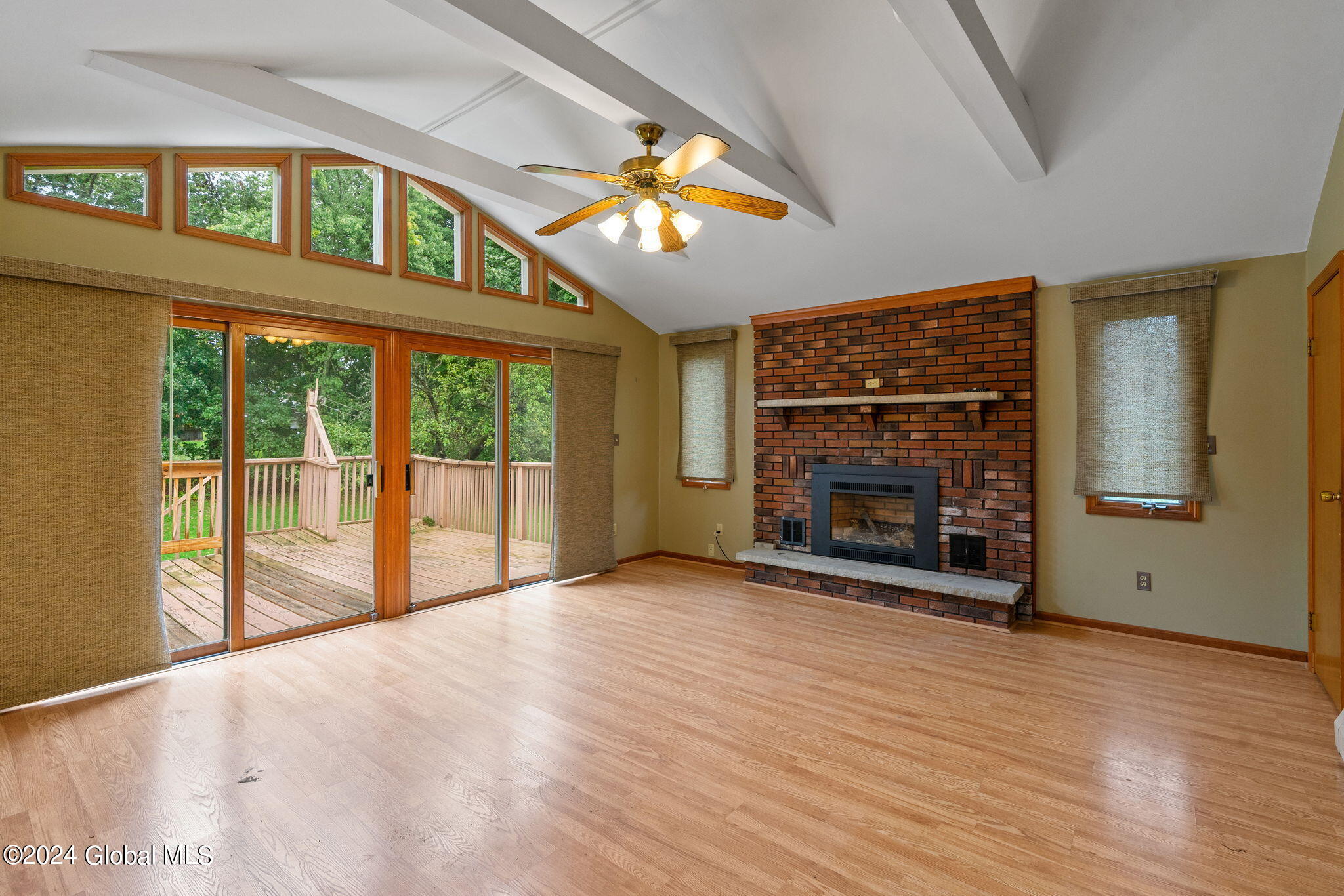 23 Henrietta Boulevard