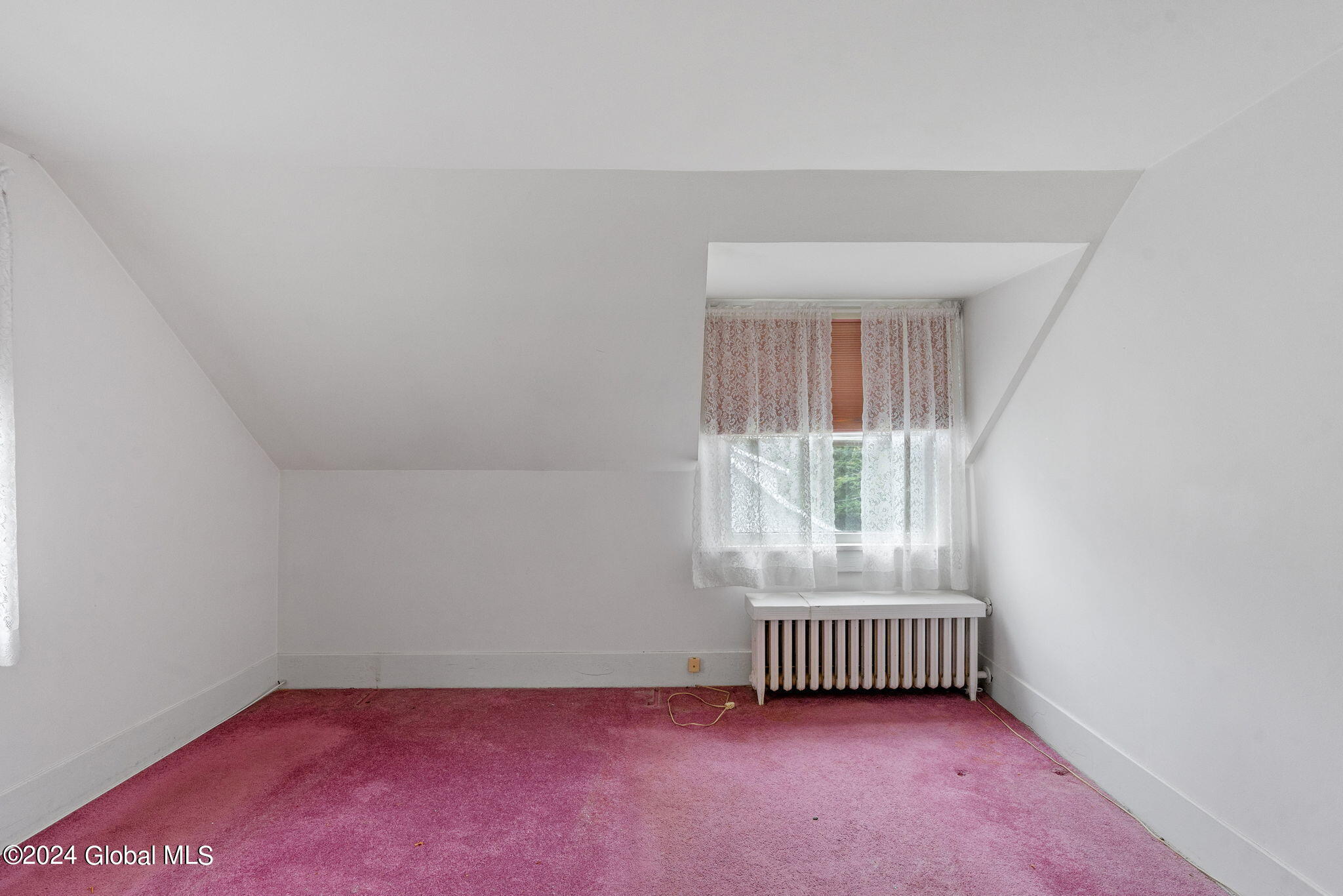 23 Henrietta Boulevard