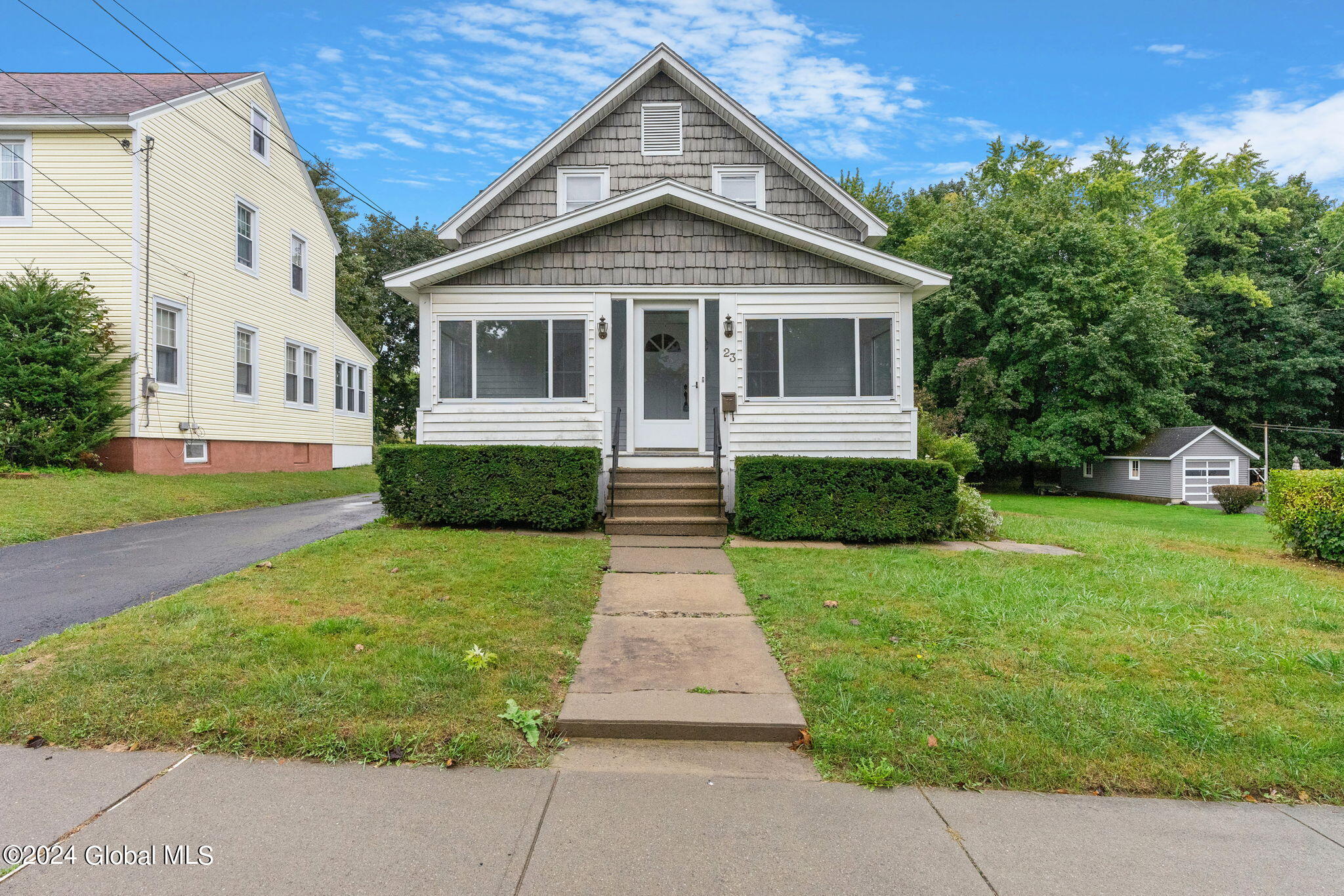 23 Henrietta Boulevard