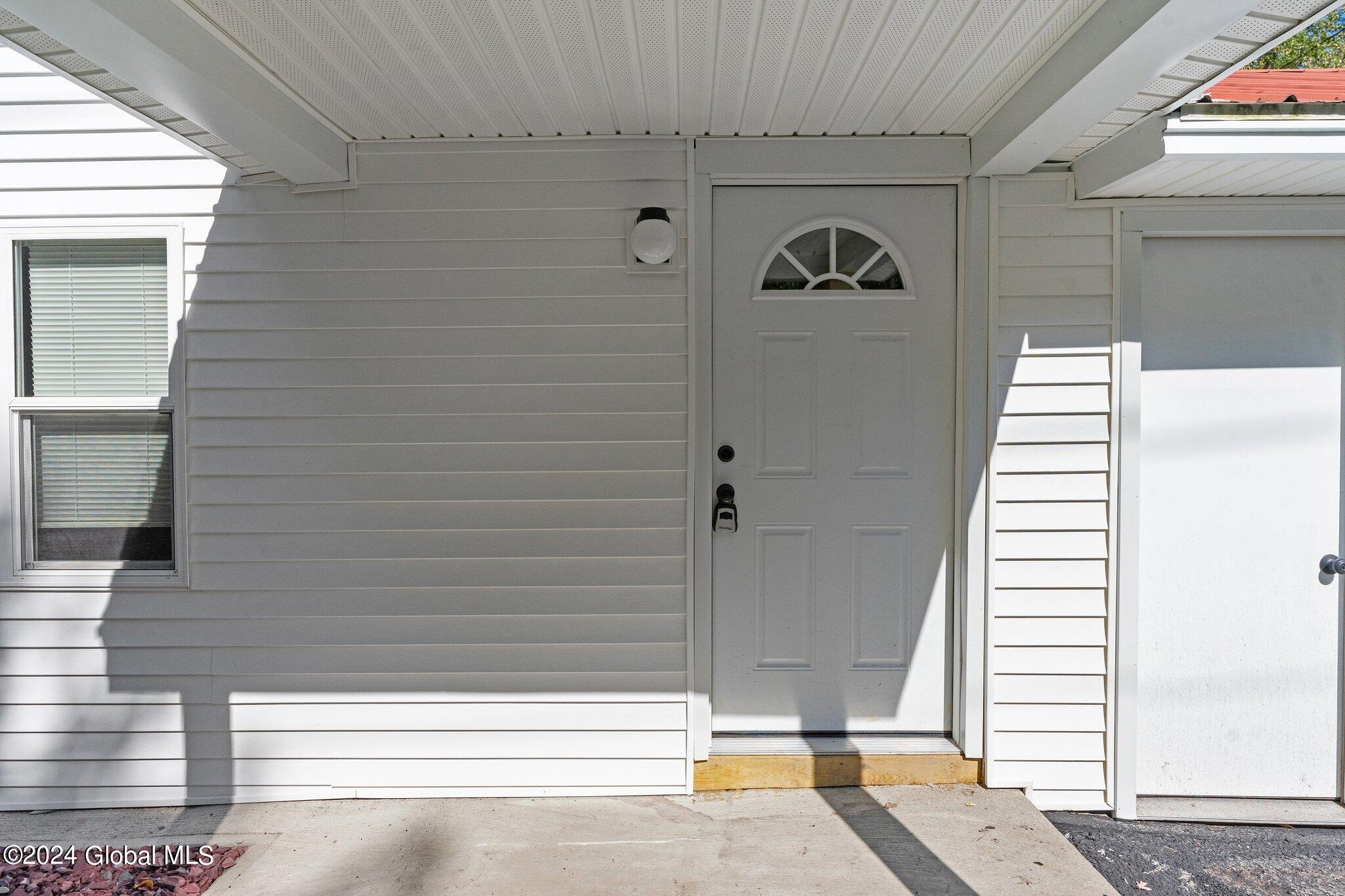 96 W 11th Avenue