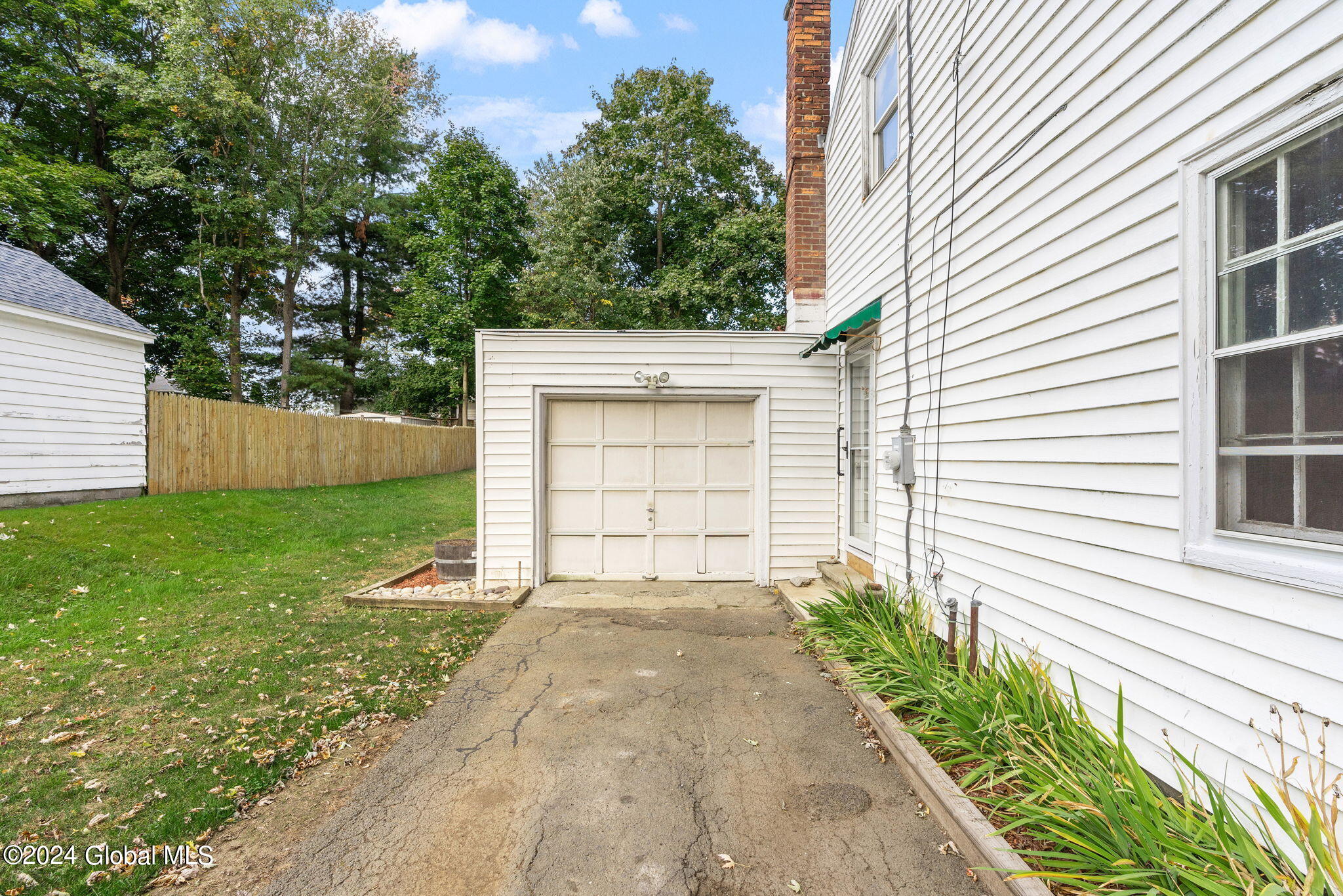 11 Sandra Drive