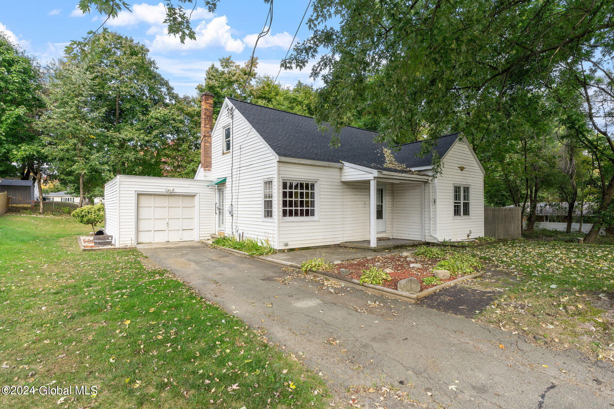 11 Sandra Drive