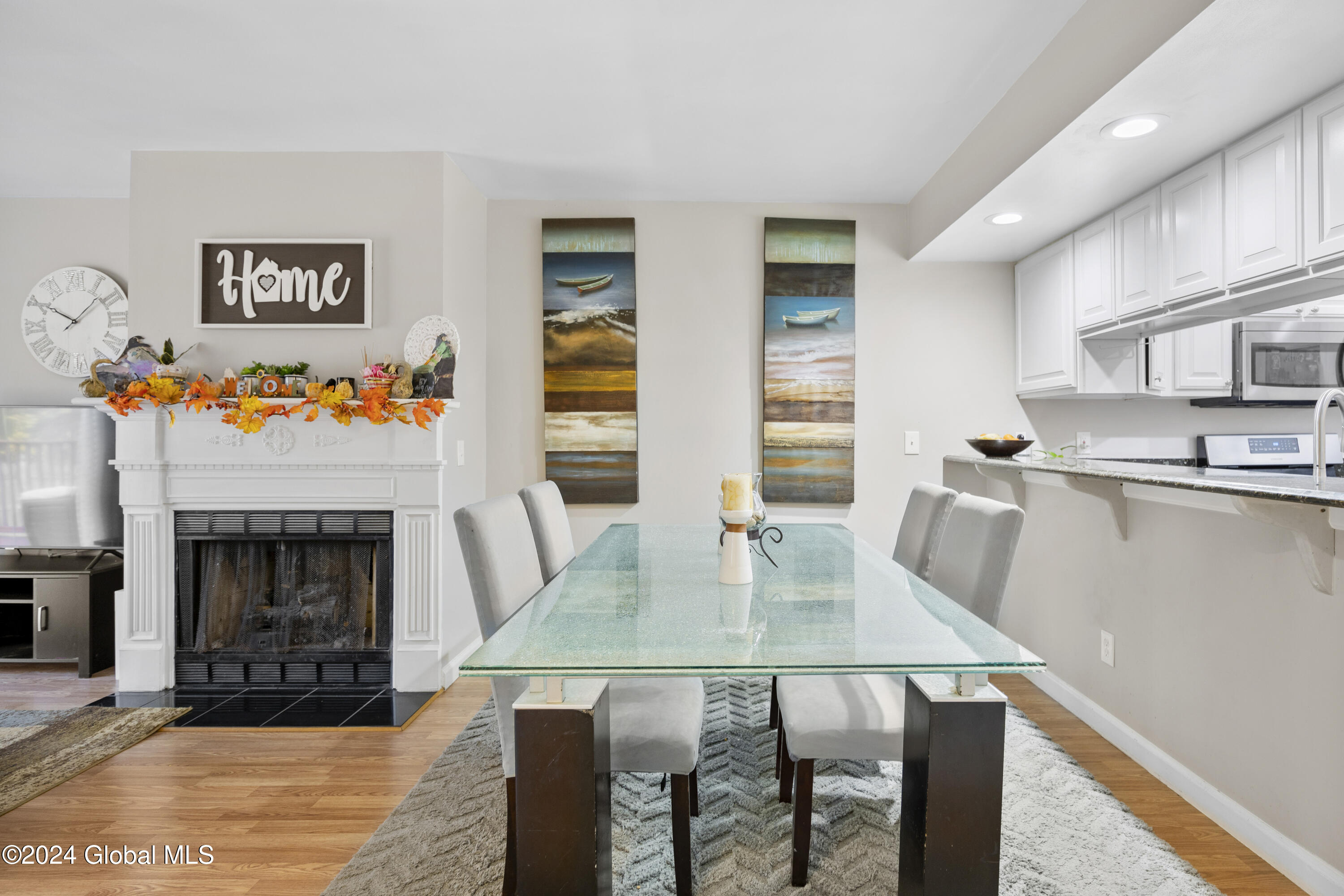 7092 Suzanne Lane