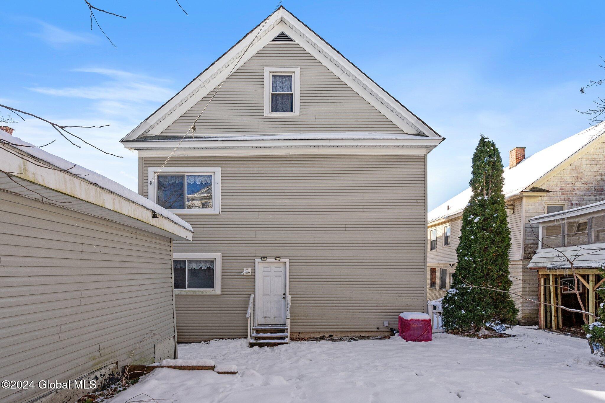 47 Lincoln Avenue