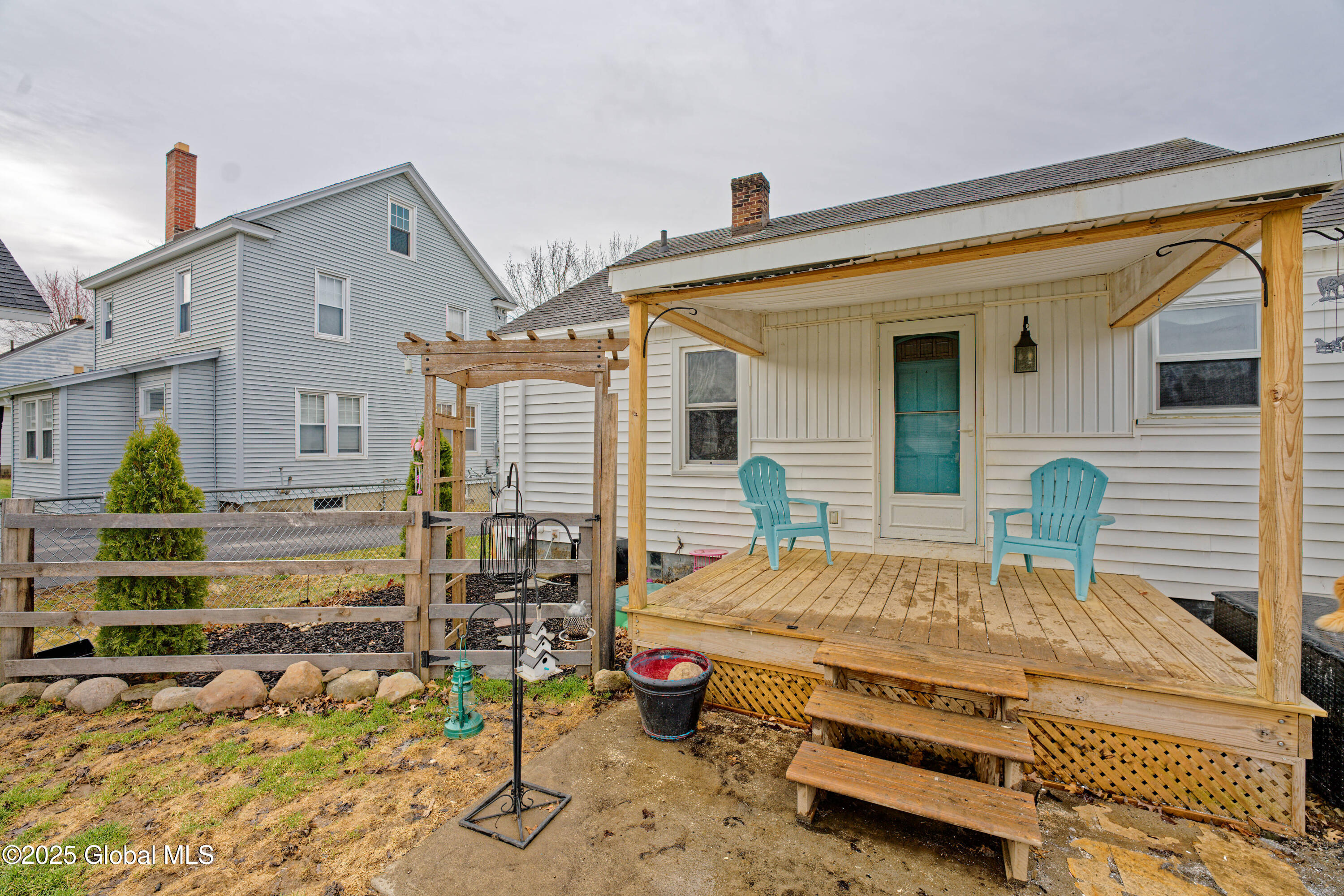 83 Wesleyan Avenue