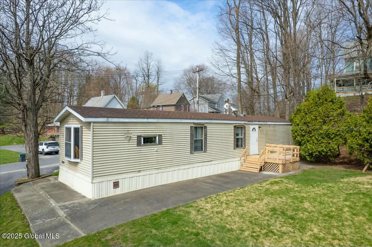 127 Harrower Lane