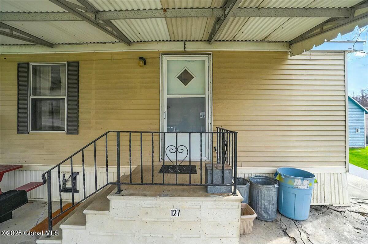 127 Harrower Lane