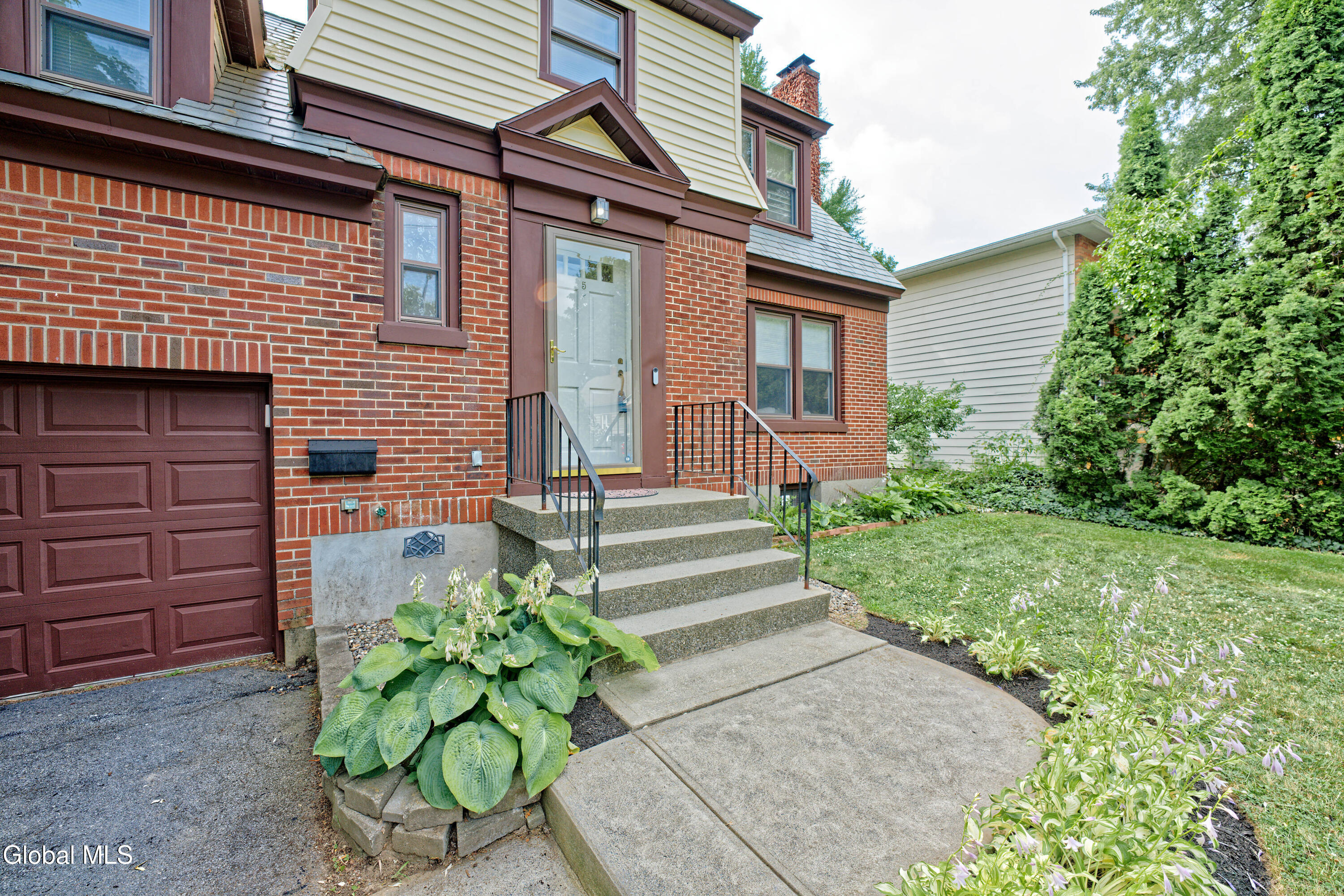 5 Kakely Street