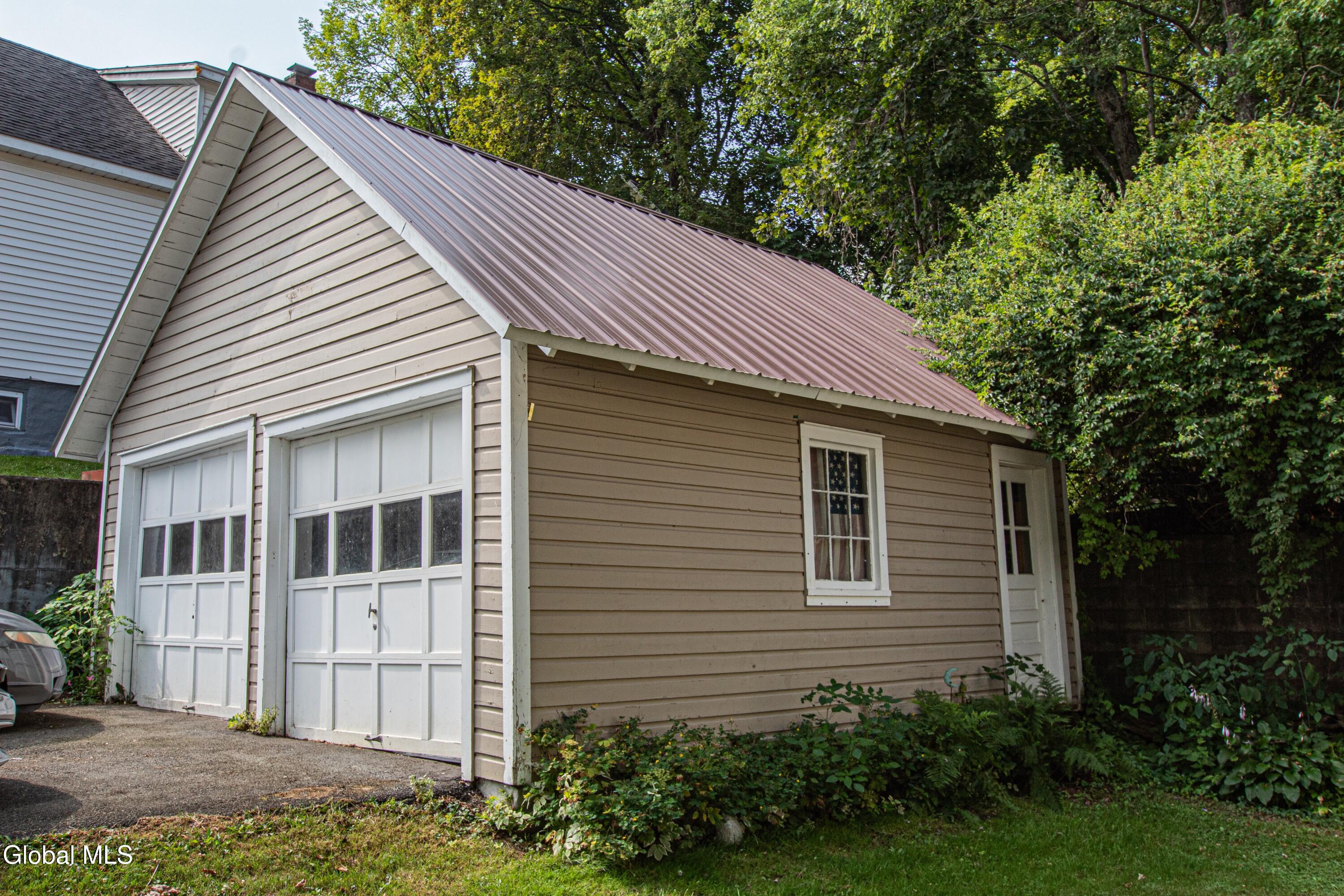31 Dewitt Street