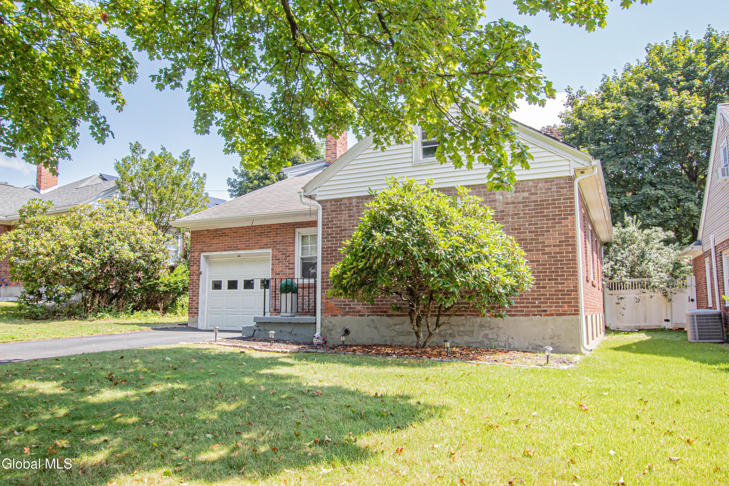 26 Center View Drive