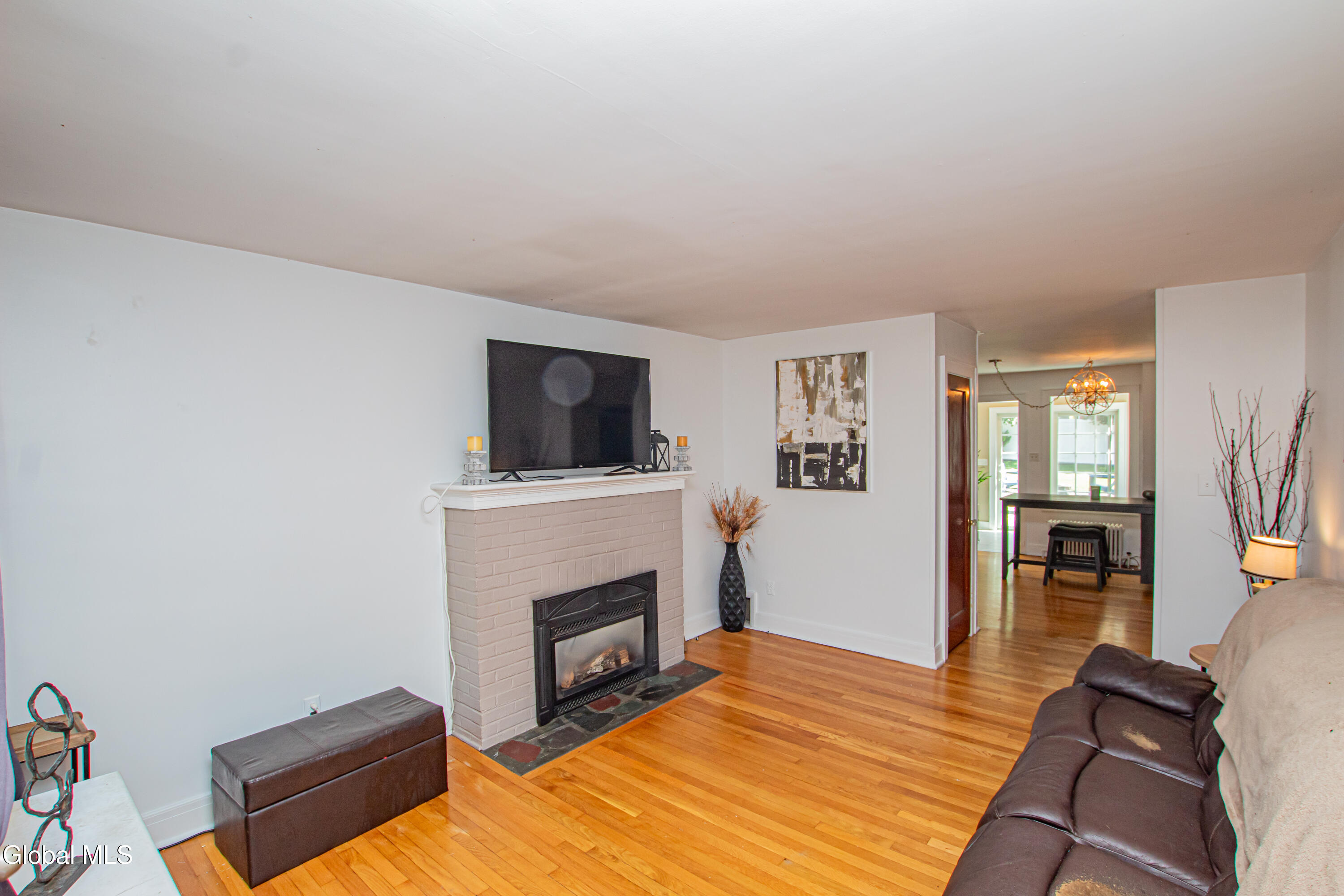 26 Center View Drive
