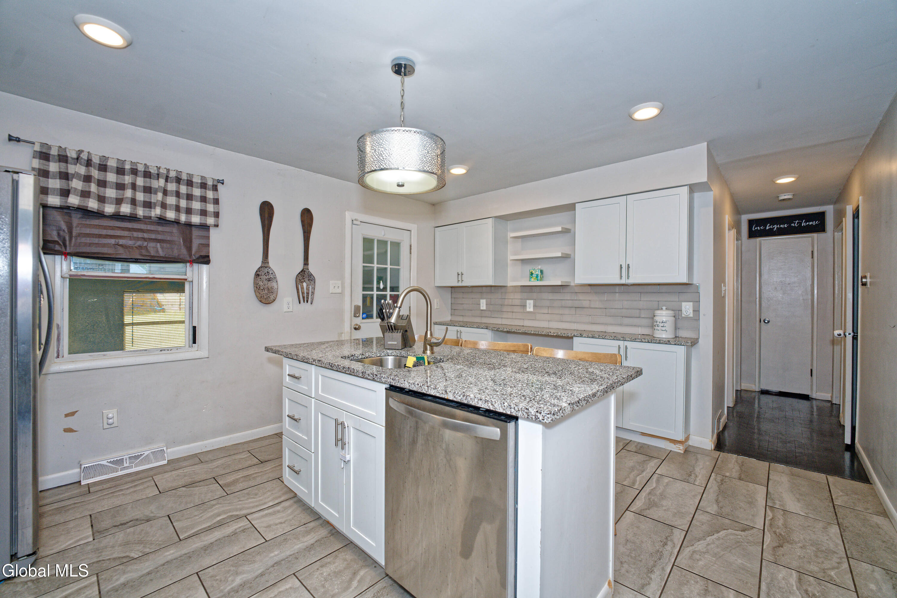 9 Pompano Drive