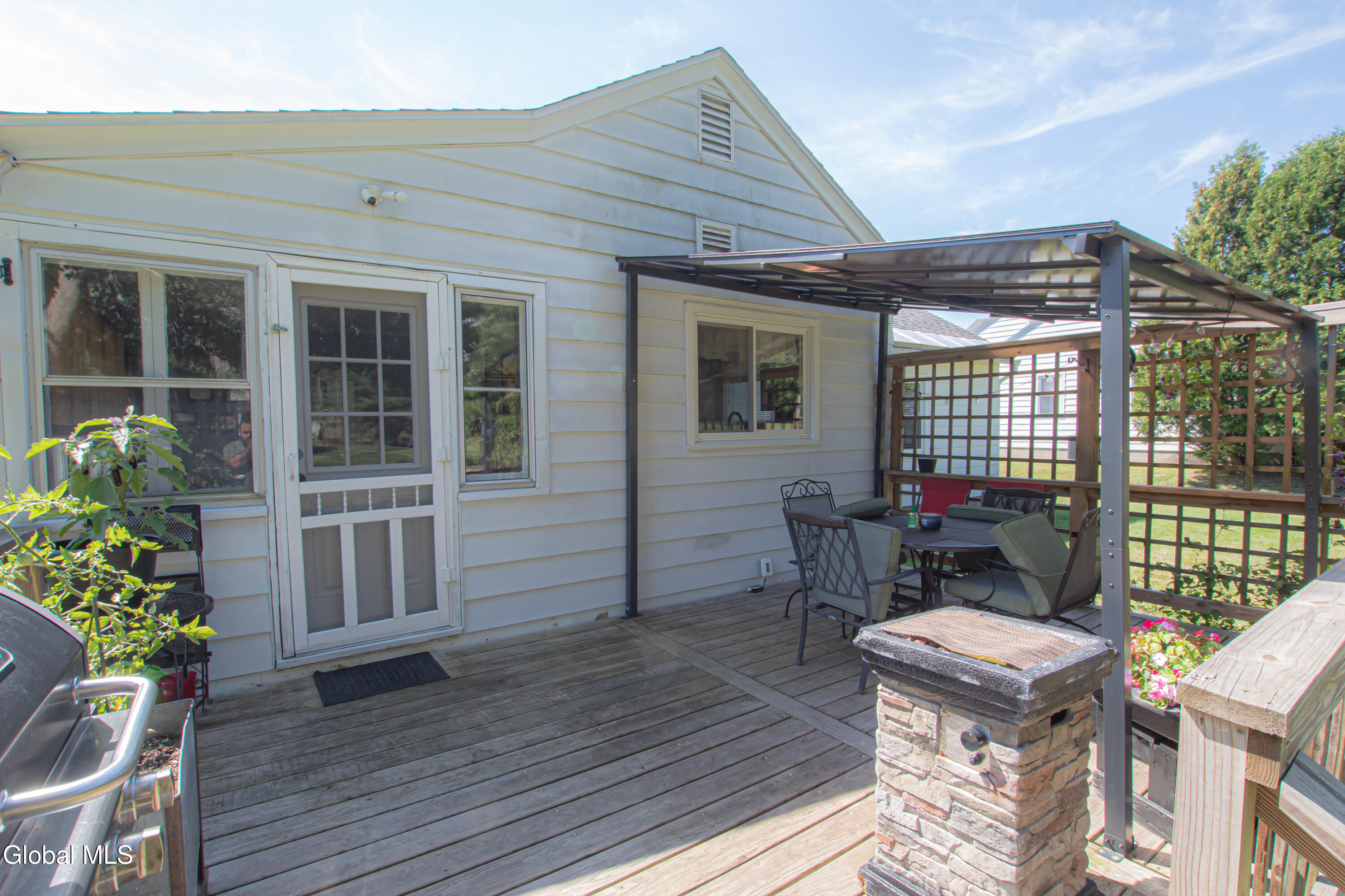 1173 County Highway 122