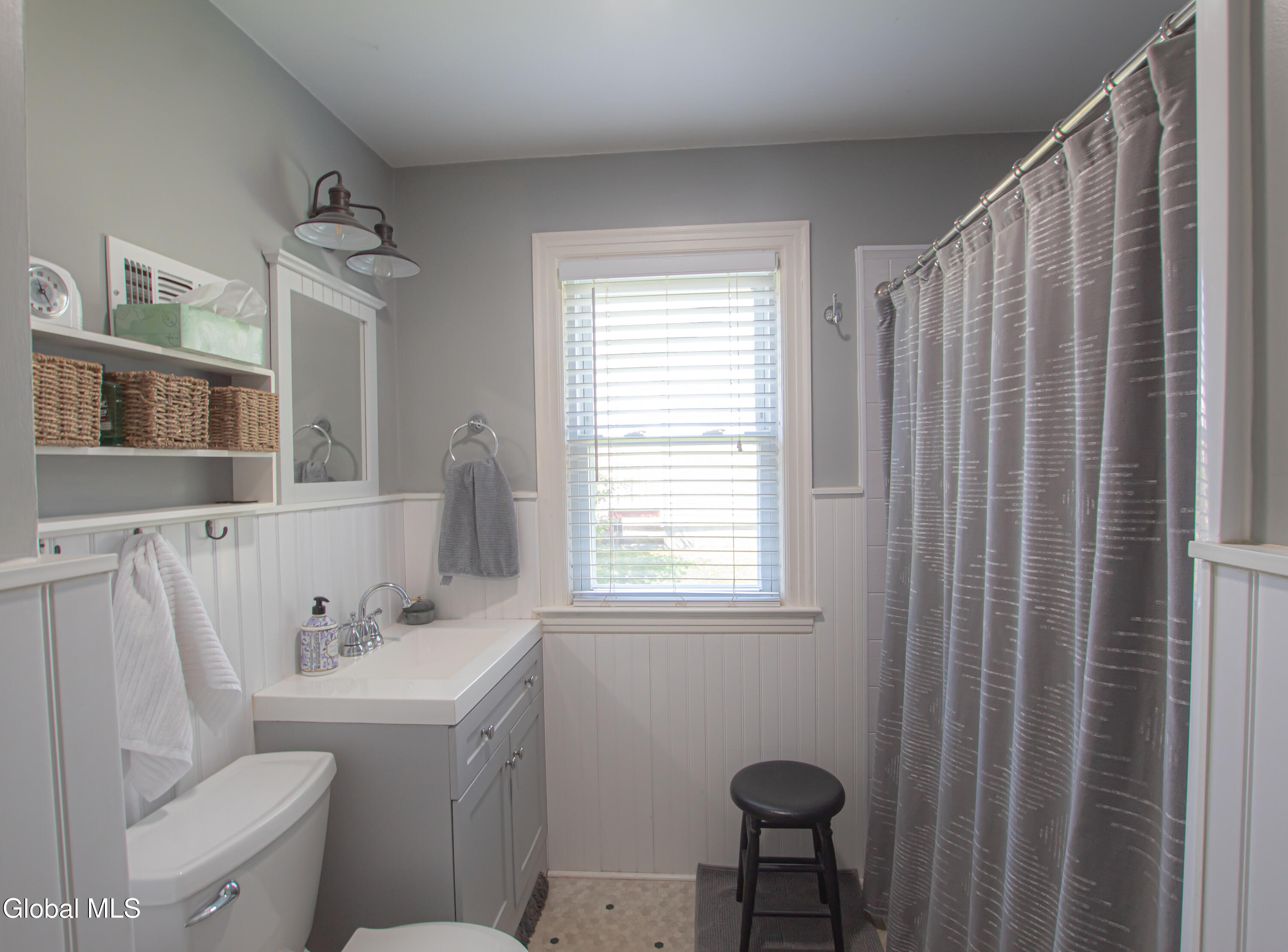 1173 County Highway 122