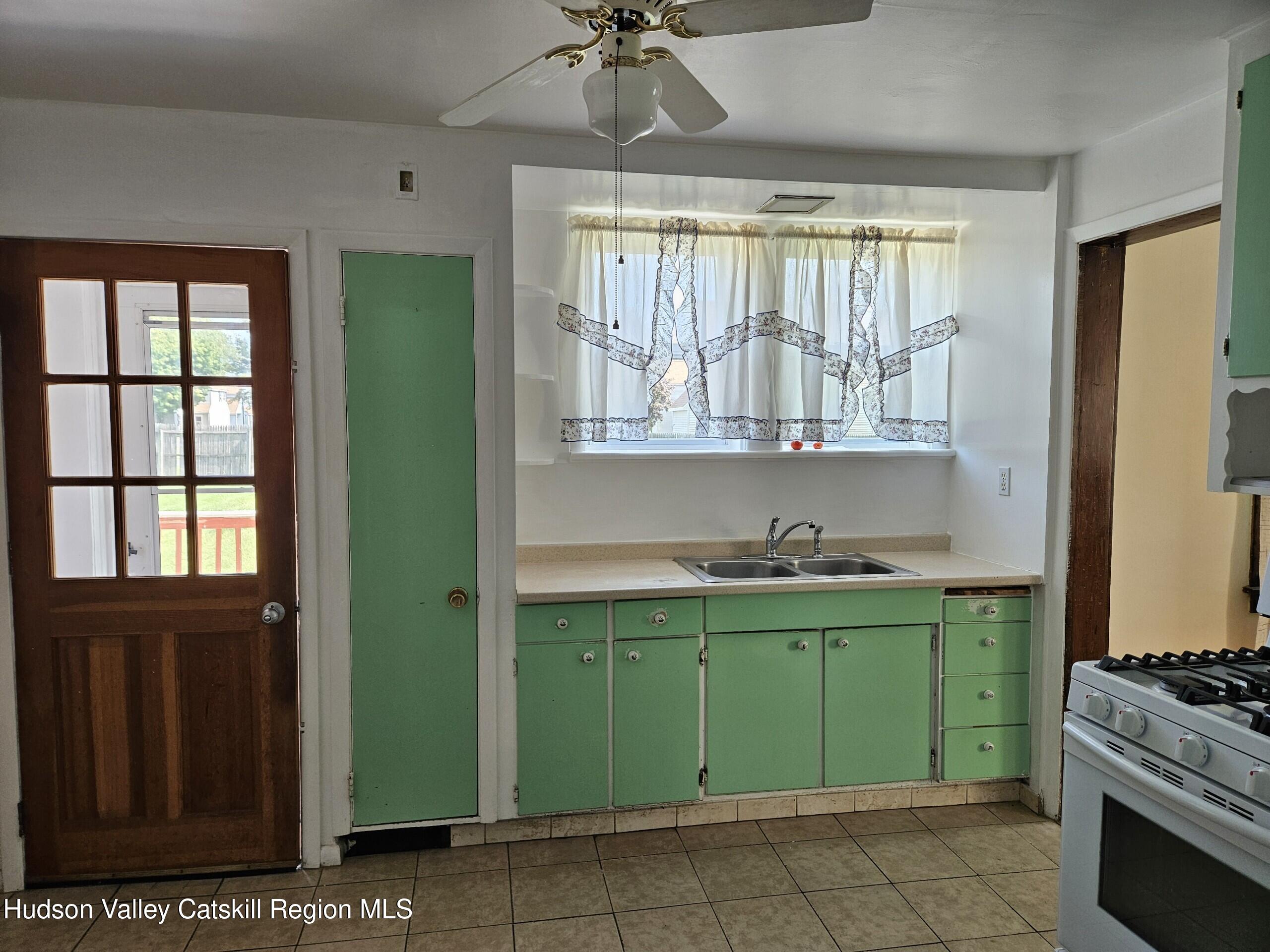 44 Apple Meadow Road