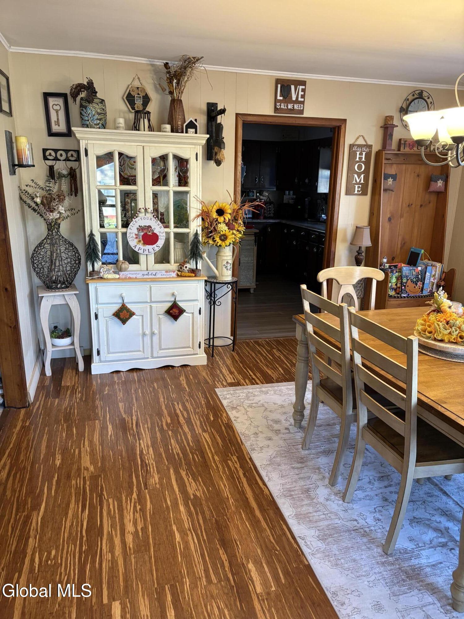 54 Ten Broeck Avenue