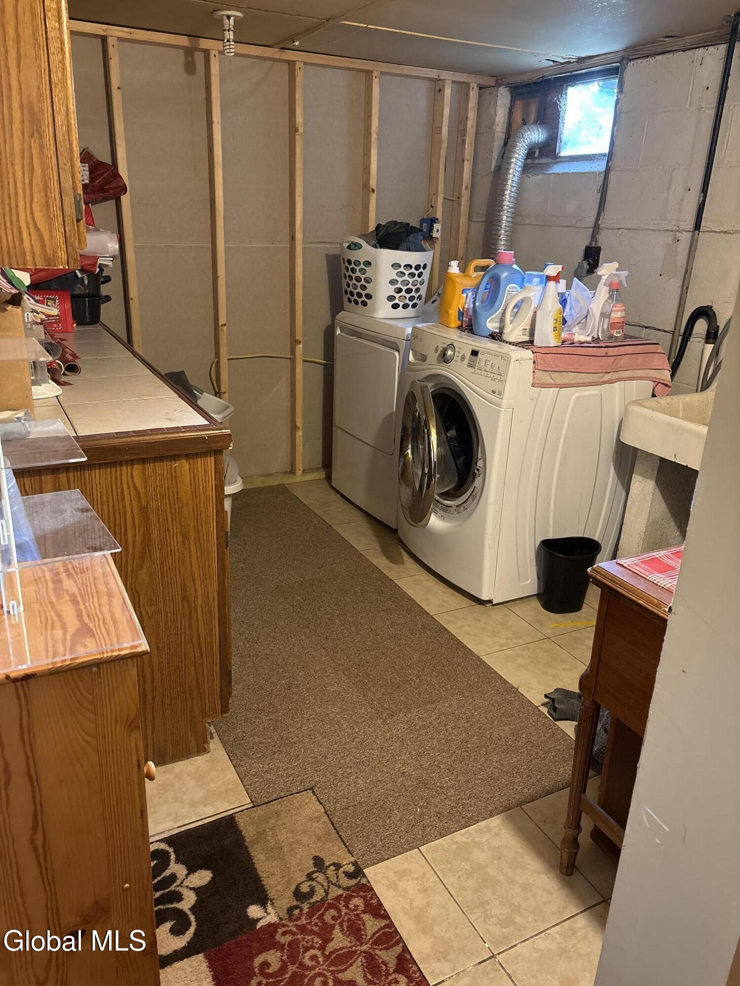 54 Ten Broeck Avenue