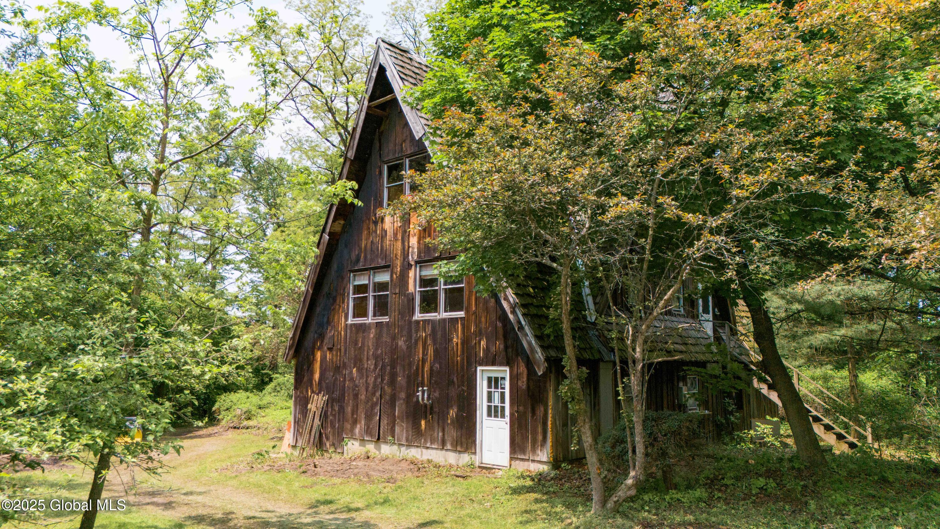 824 County Highway 106