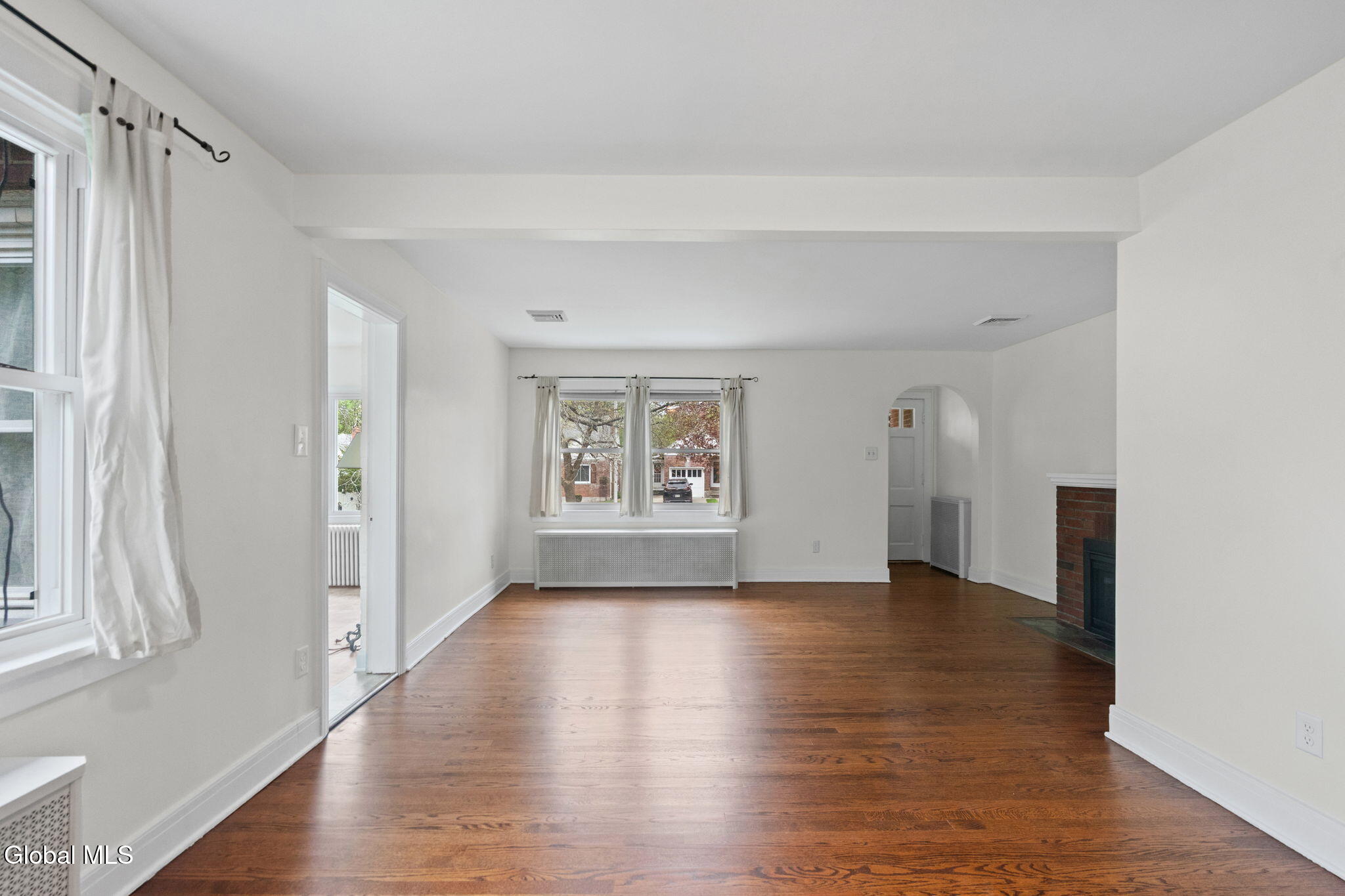 28 Center View Drive