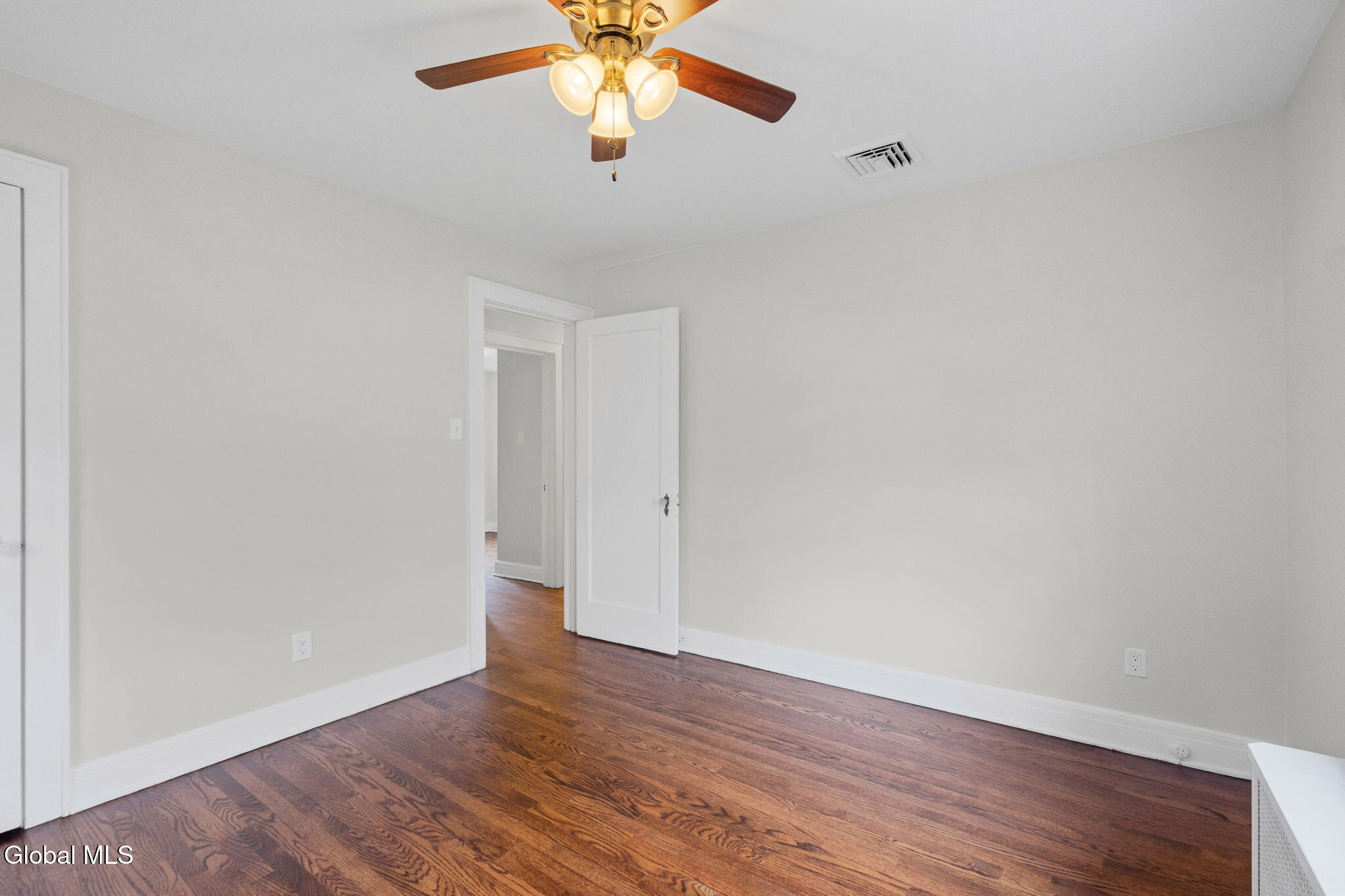 28 Center View Drive