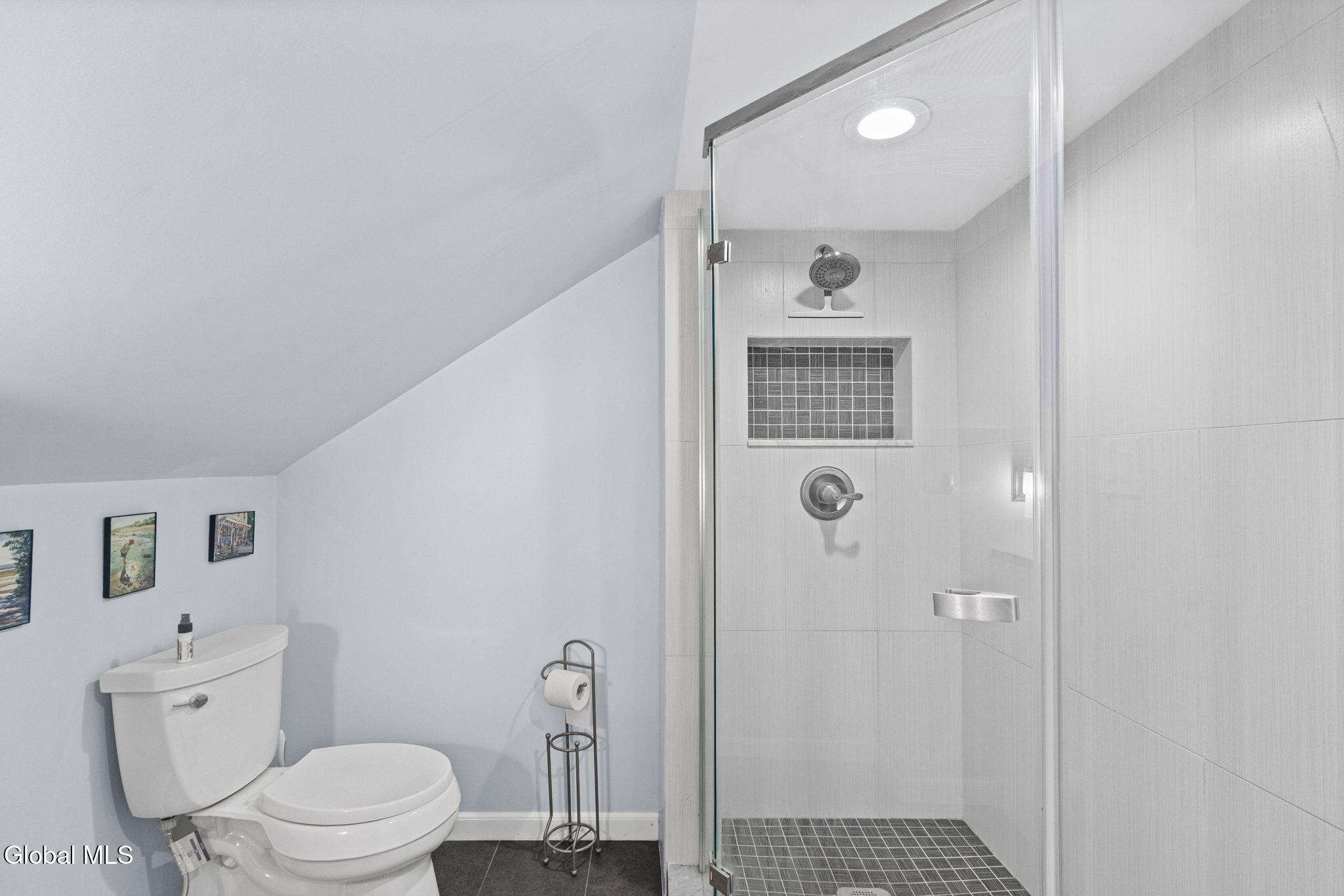 28 Center View Drive