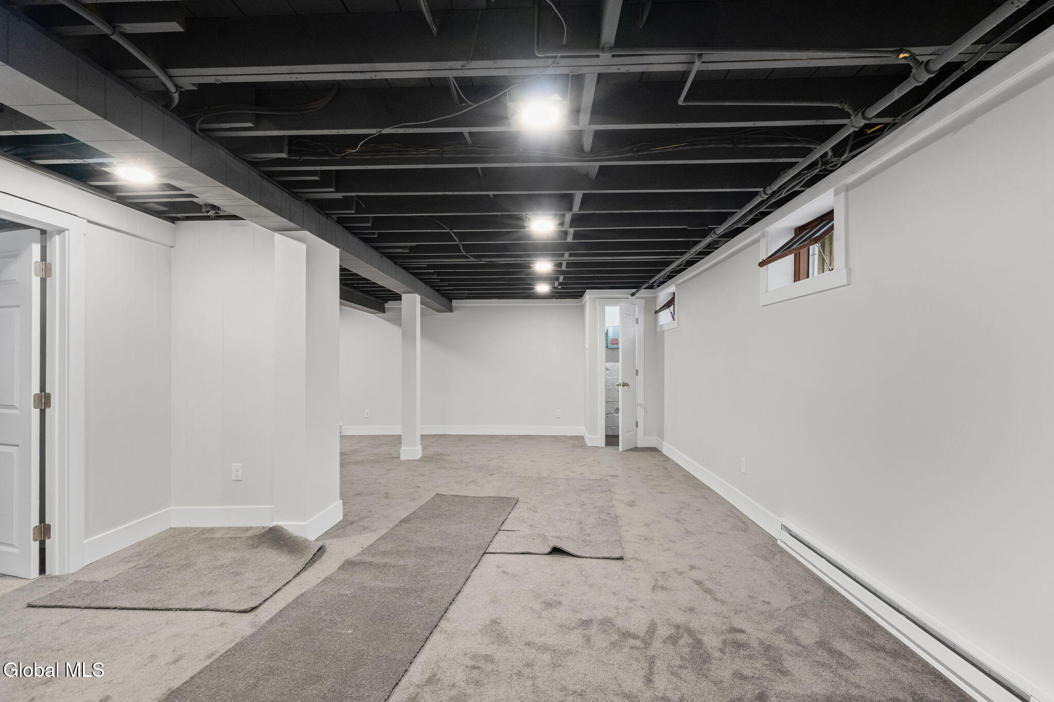 28 Center View Drive