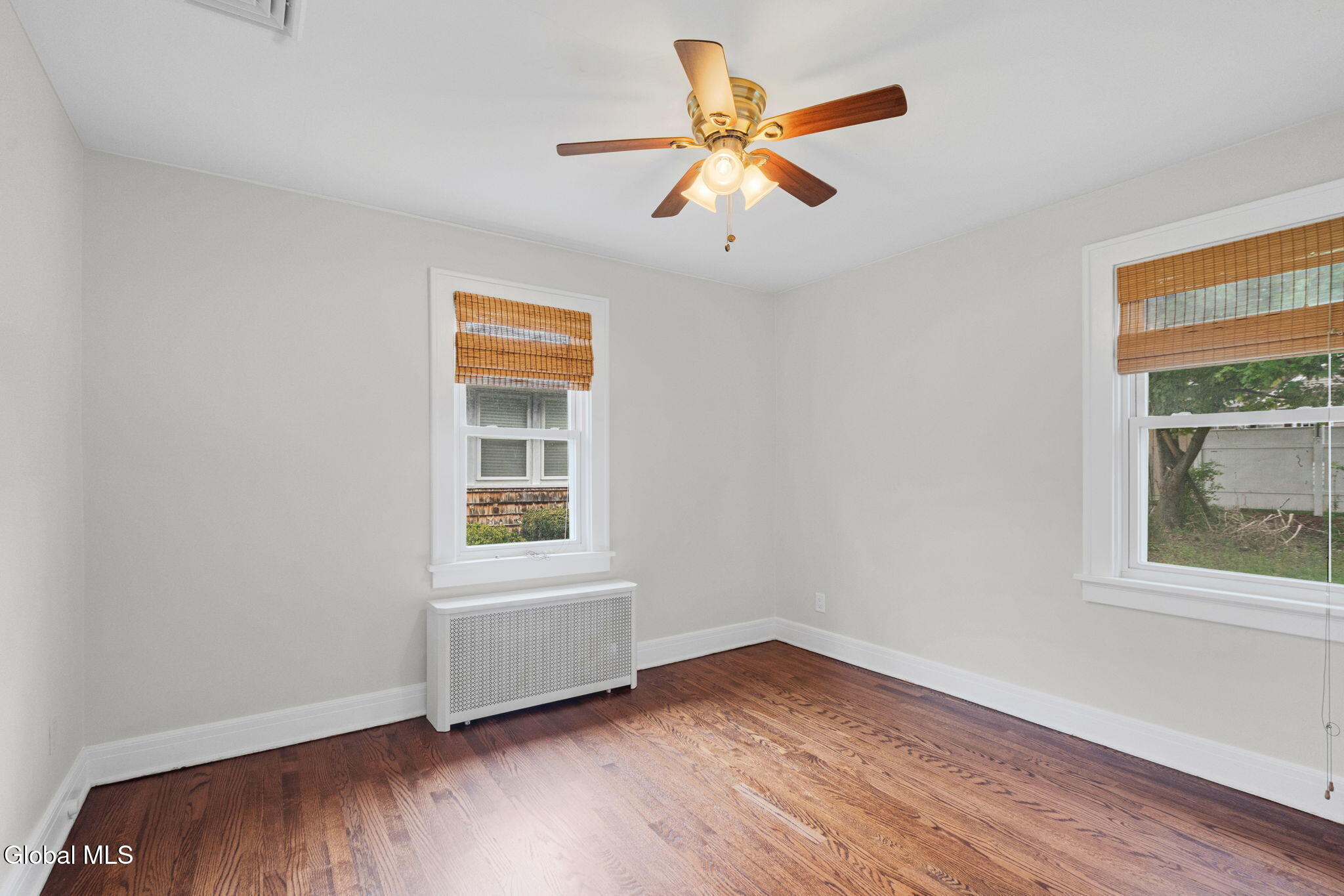28 Center View Drive