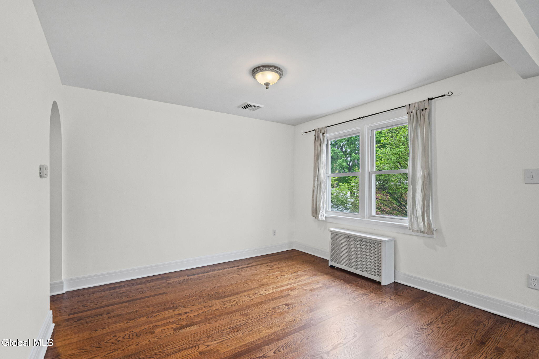 28 Center View Drive