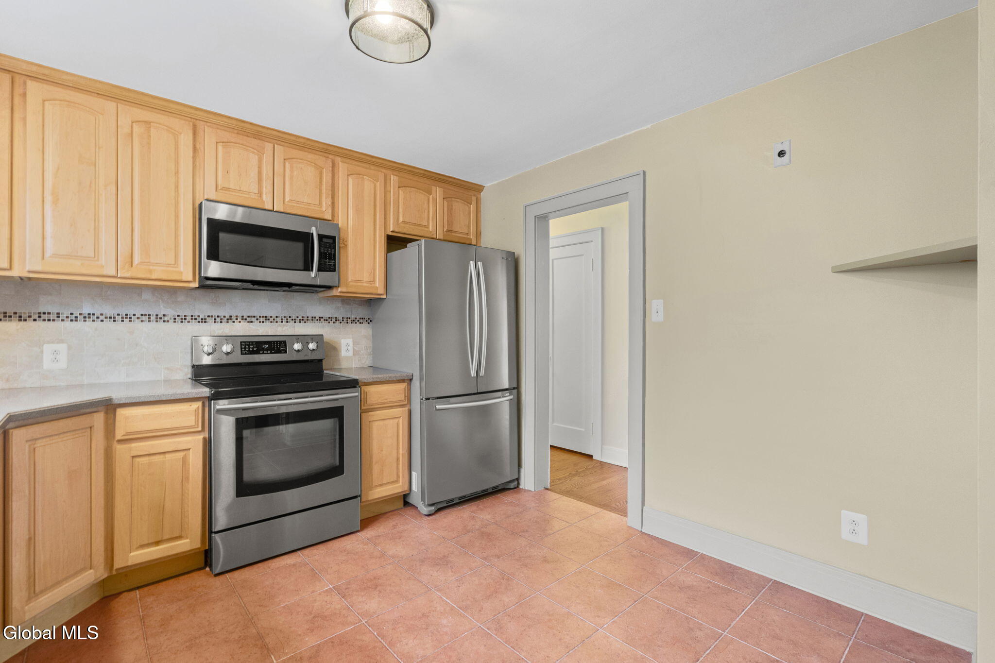 28 Center View Drive