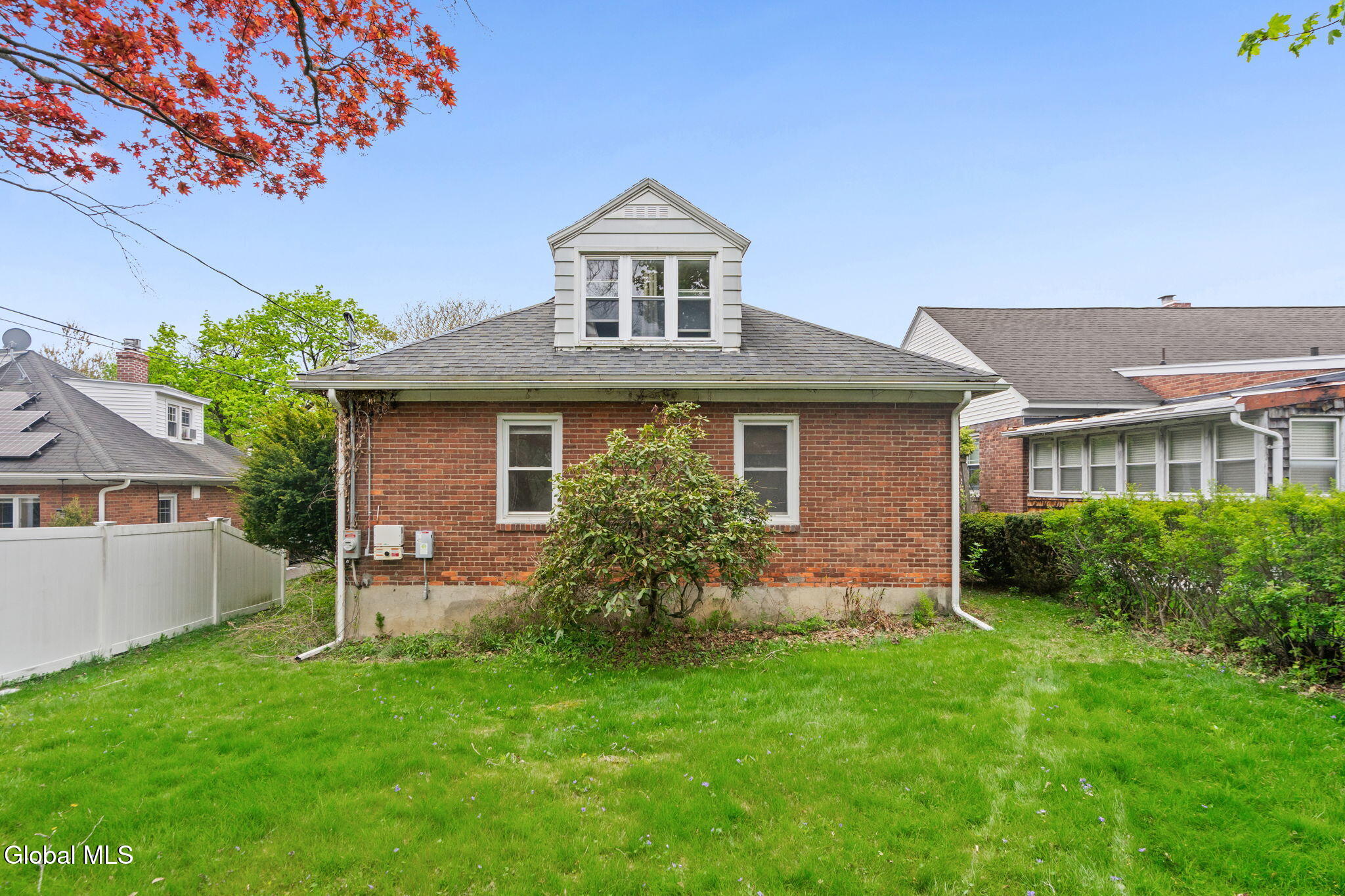 28 Center View Drive
