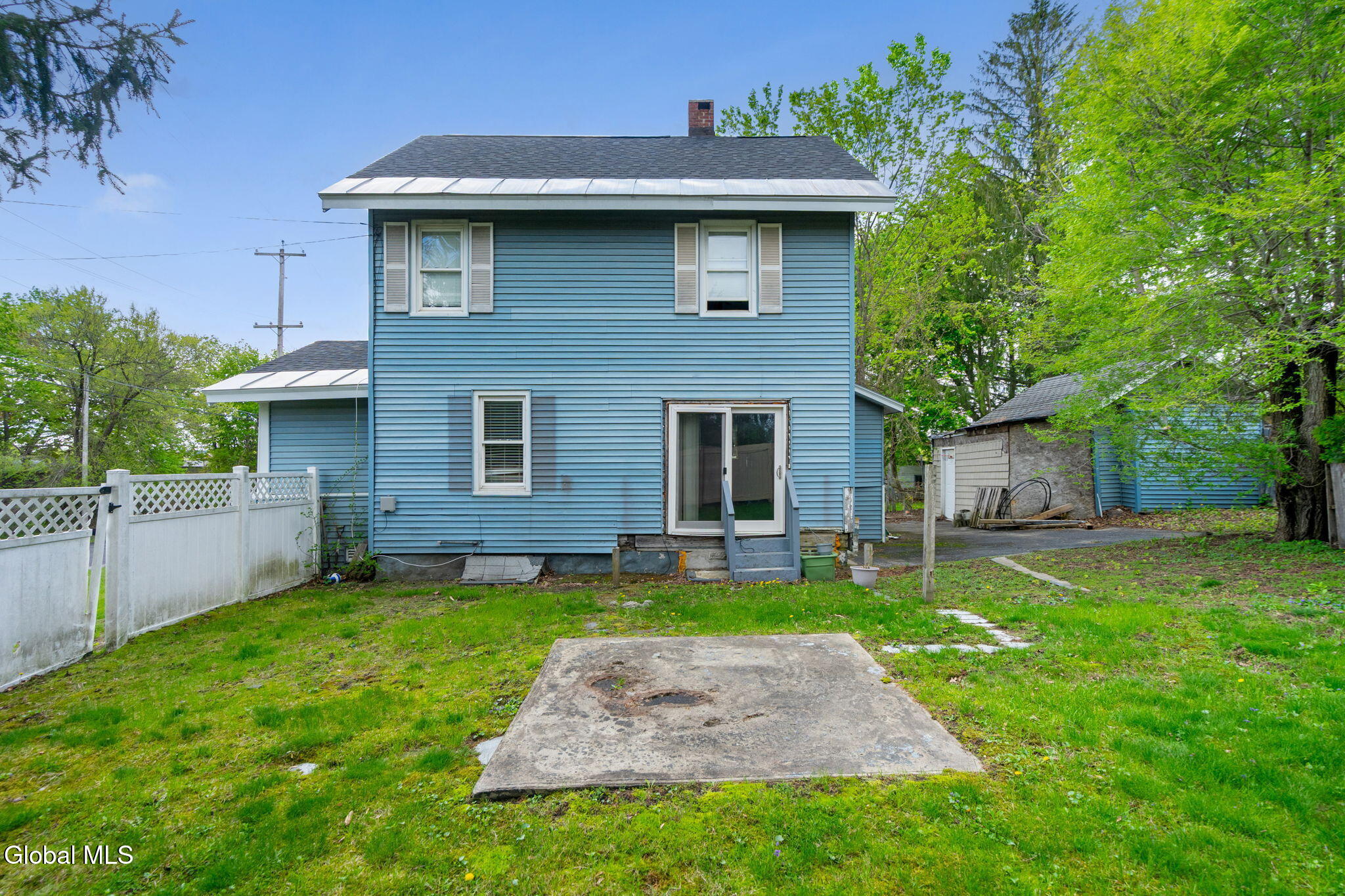 2 W 10th Avenue