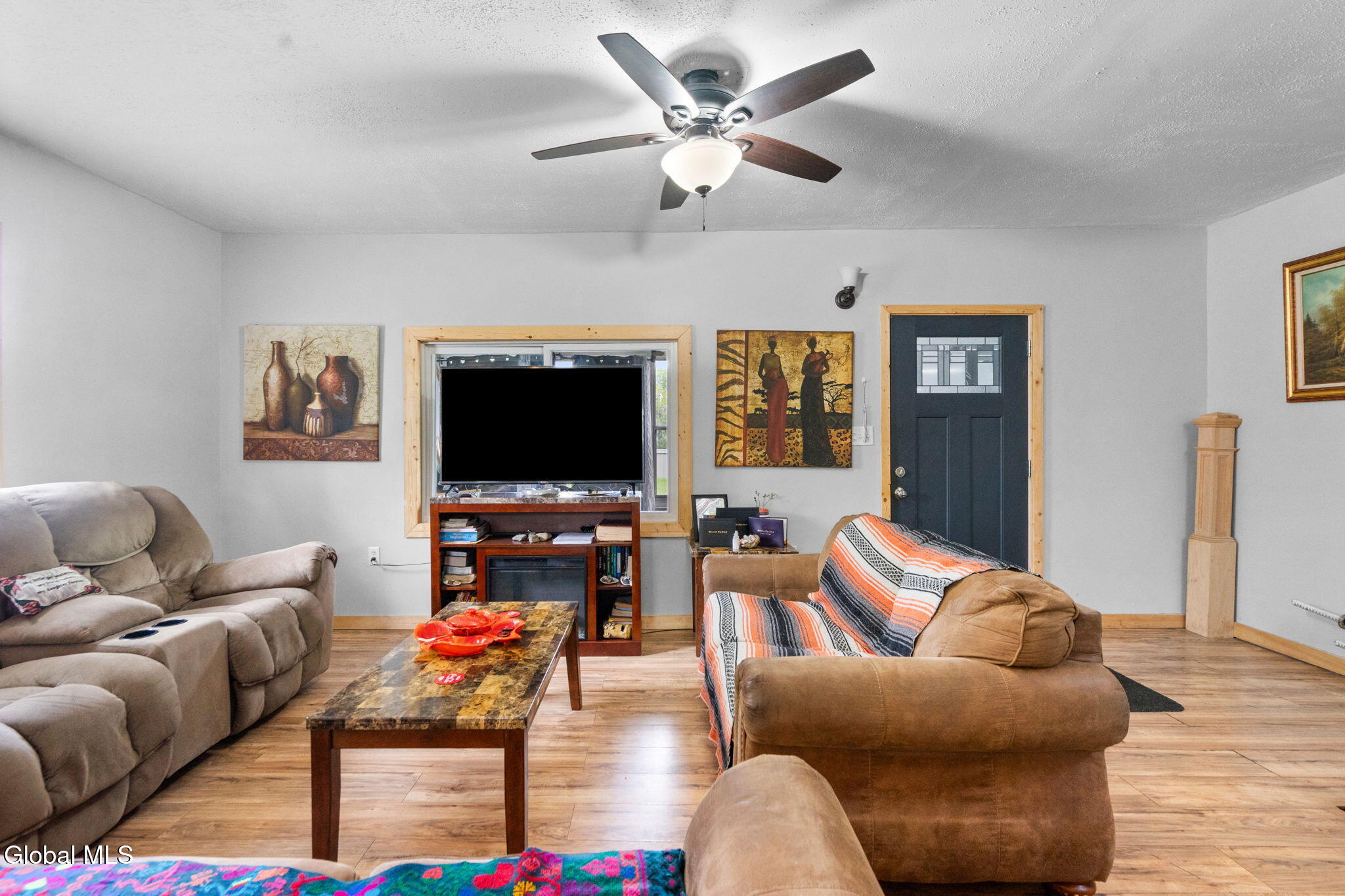 2 W 10th Avenue
