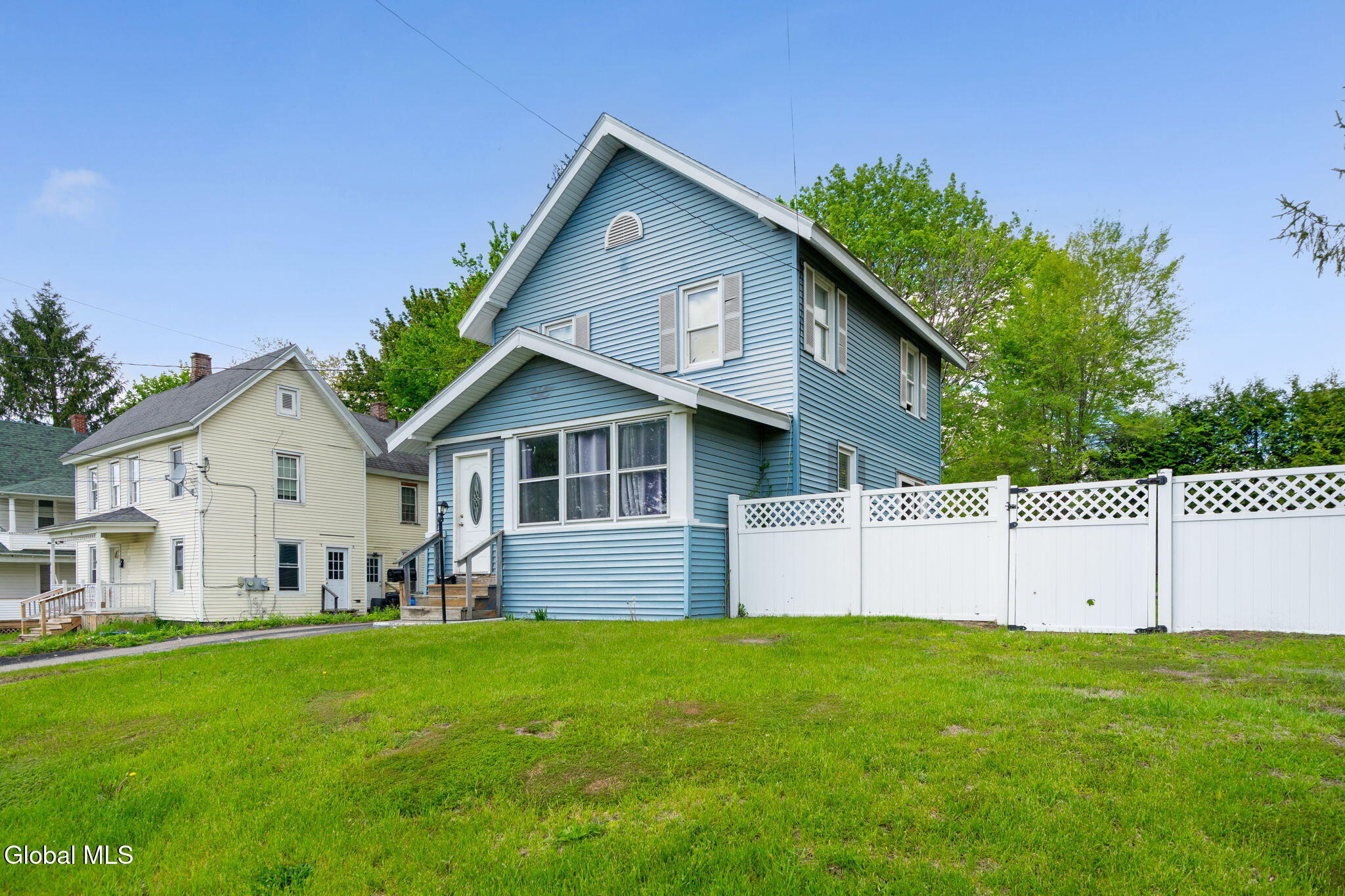 2 W 10th Avenue