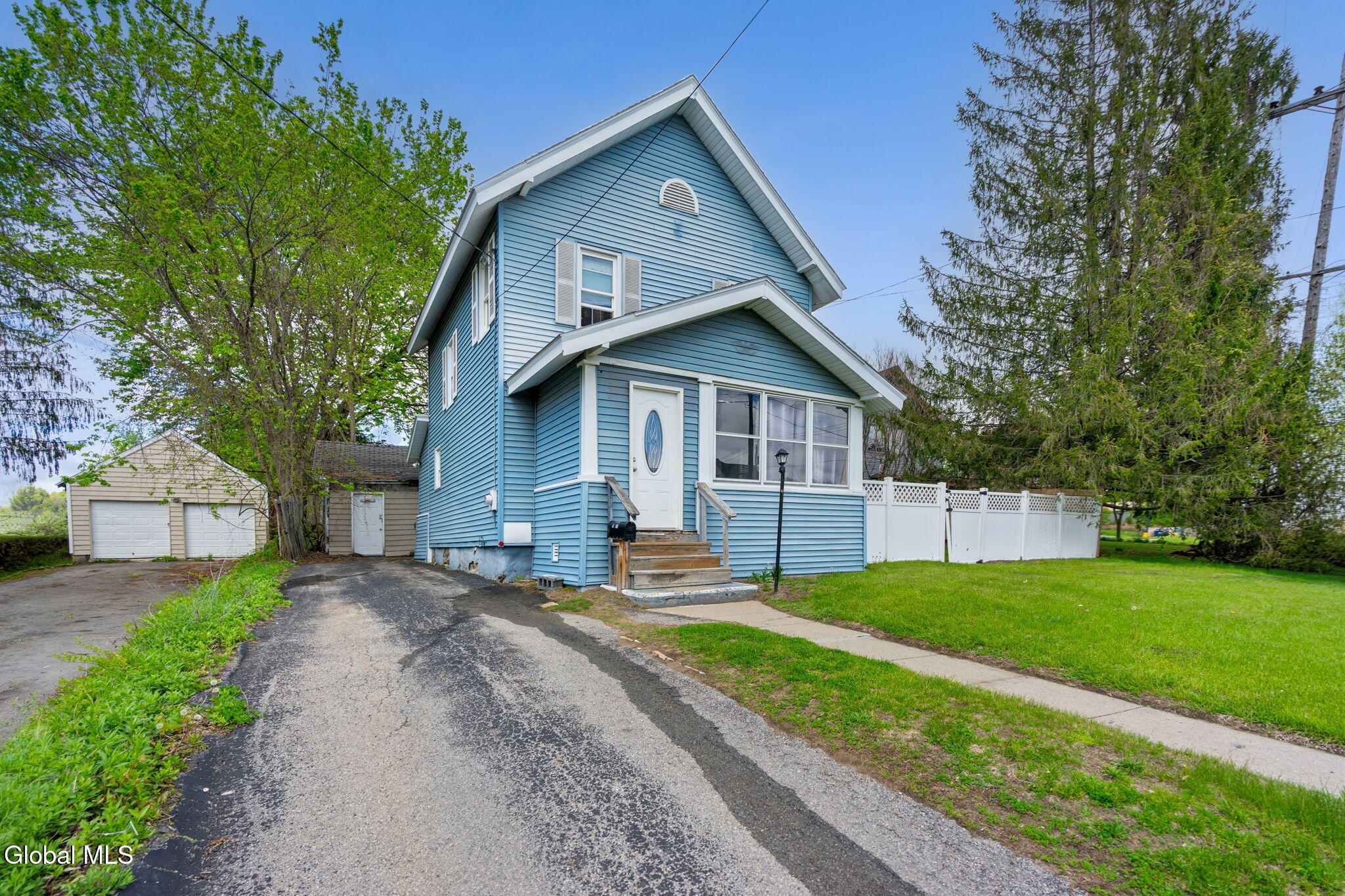 2 W 10th Avenue