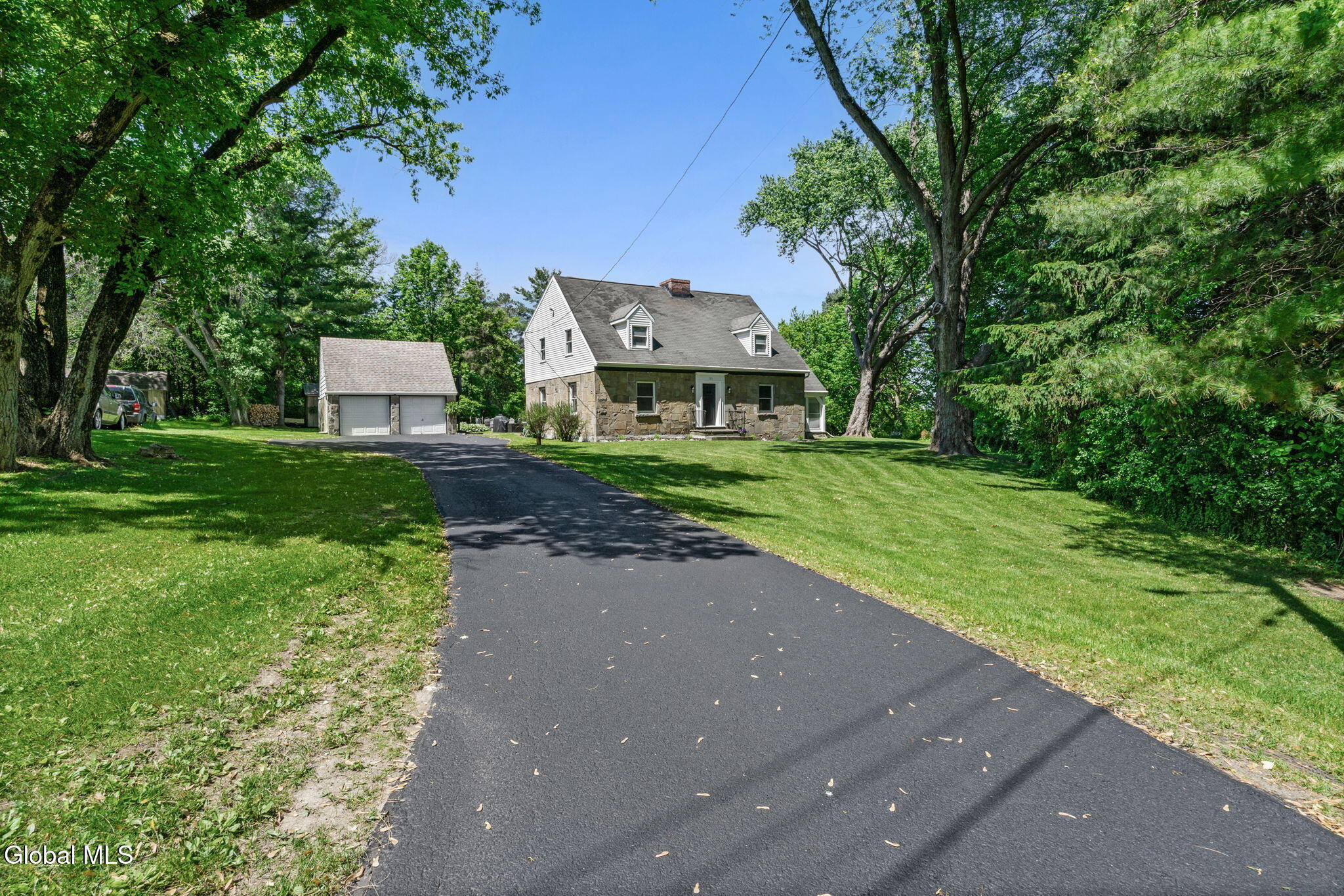 121 Maltbie Drive
