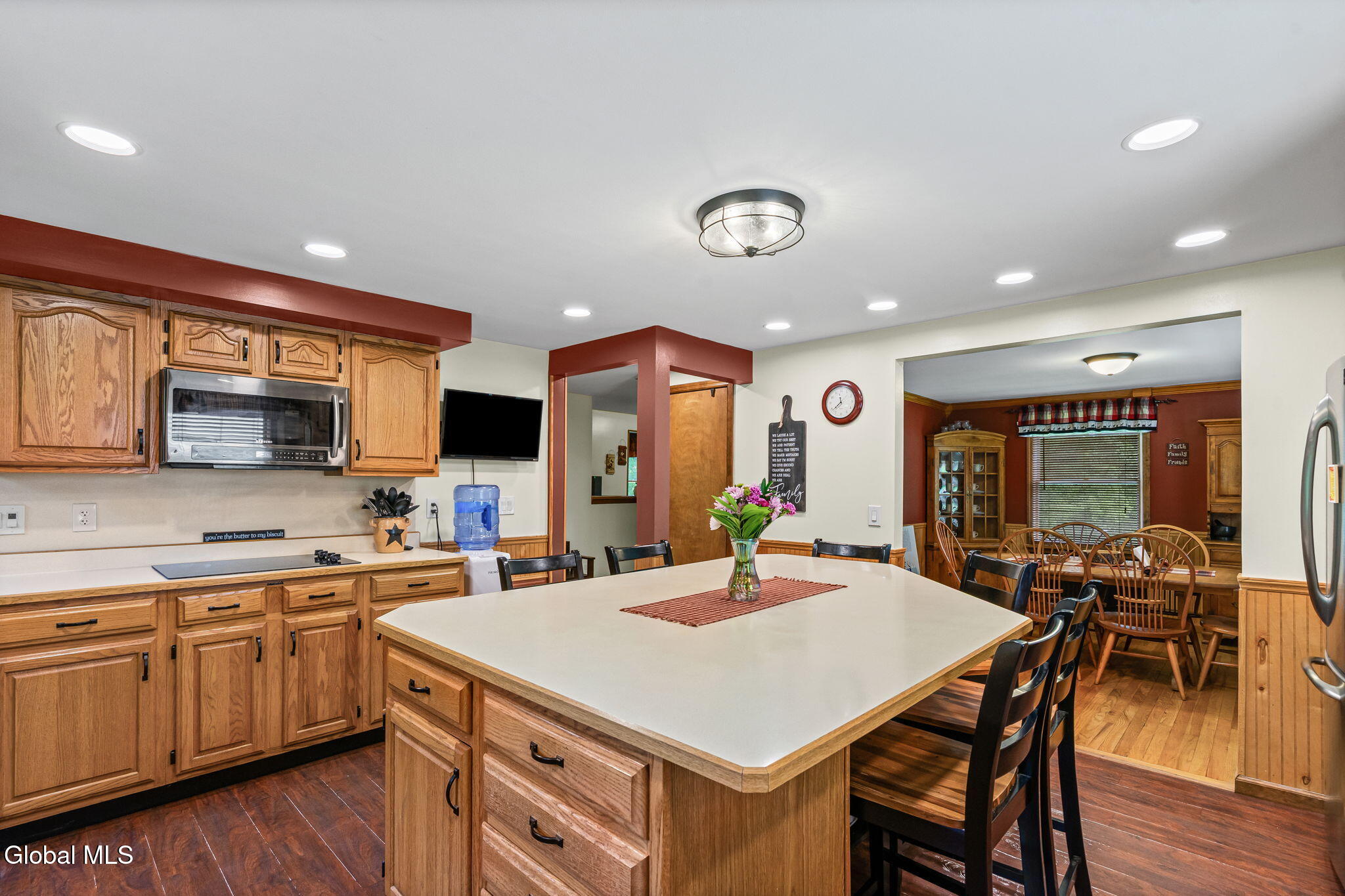121 Maltbie Drive