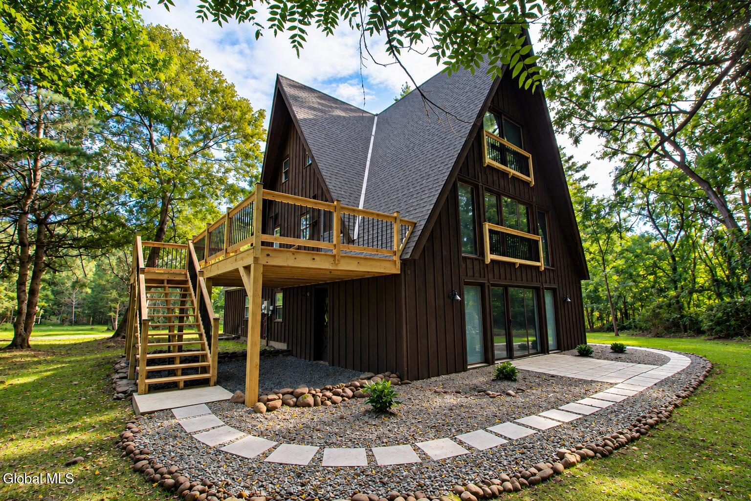 824 County Highway 106