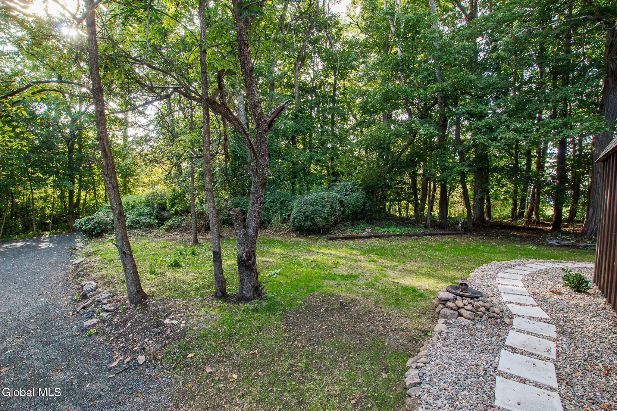 824 County Highway 106