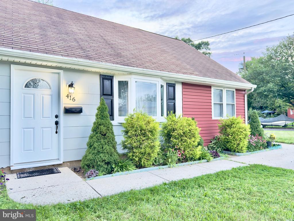 416 FLANDERS ROAD