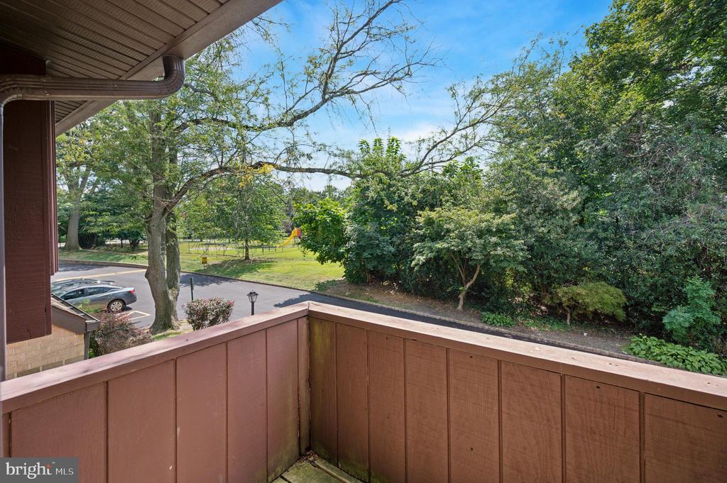 700 ARDMORE AVENUE Unit: 126