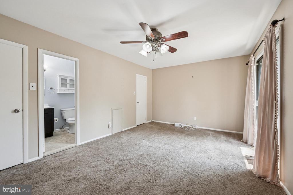 700 ARDMORE AVENUE Unit: 126