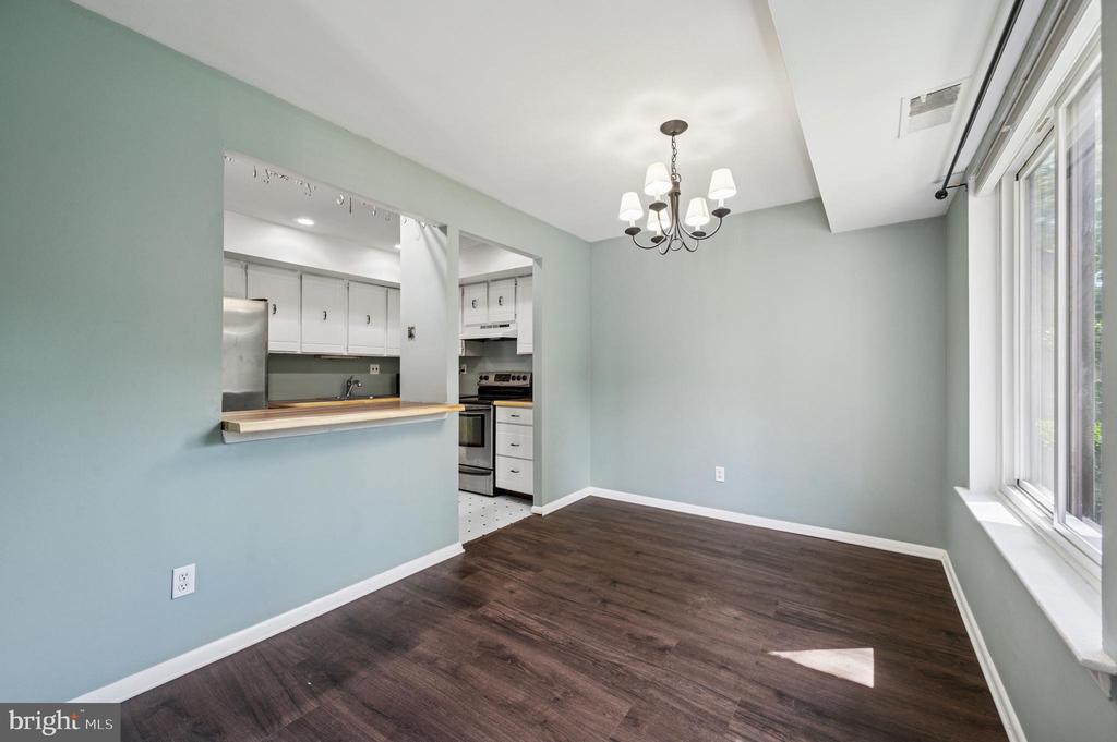 700 ARDMORE AVENUE Unit: 126