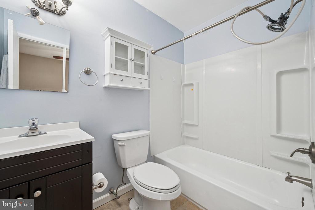 700 ARDMORE AVENUE Unit: 126