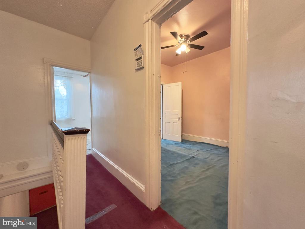 542 N CREIGHTON STREET